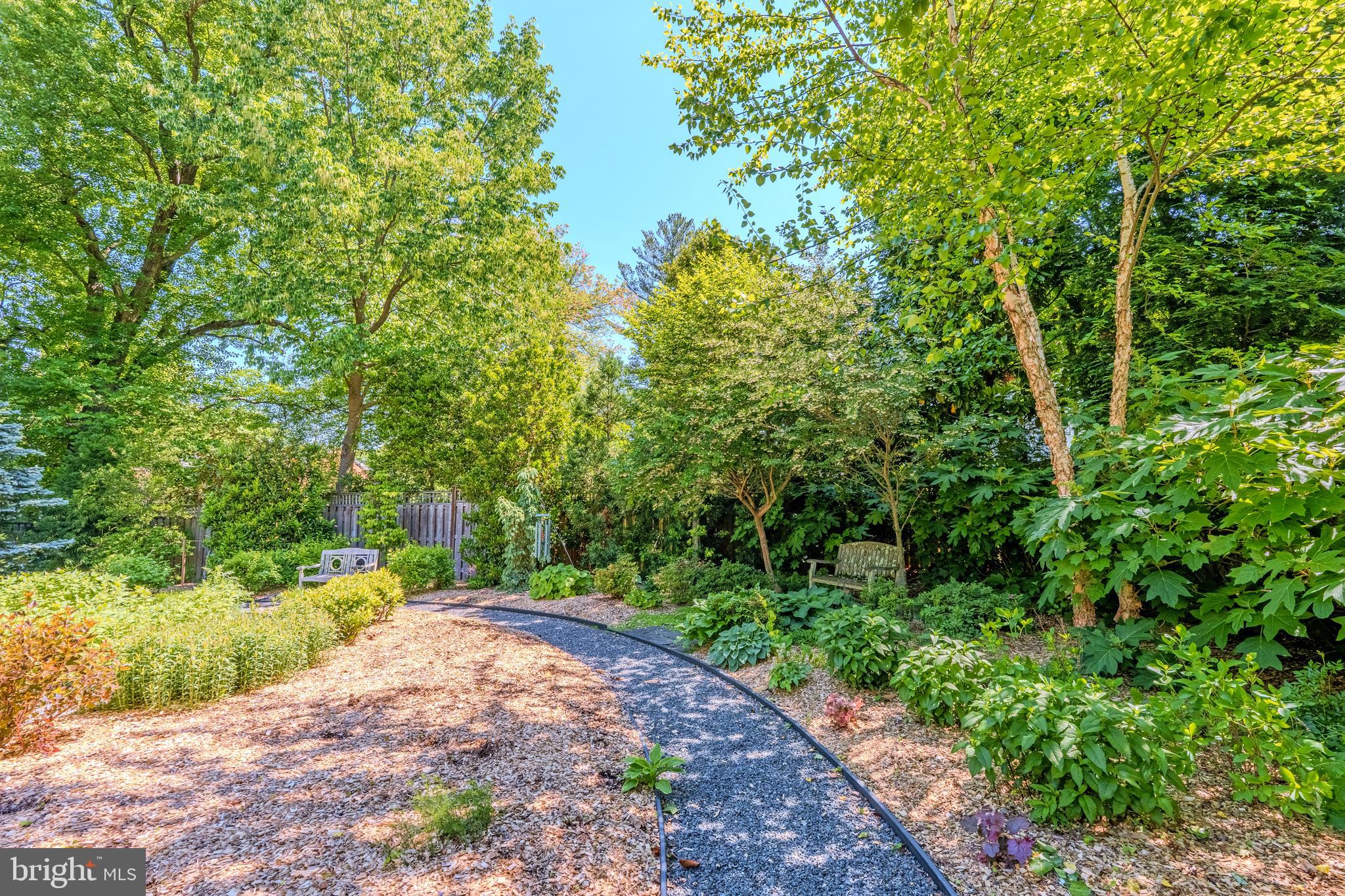 BROADMONT - Residential