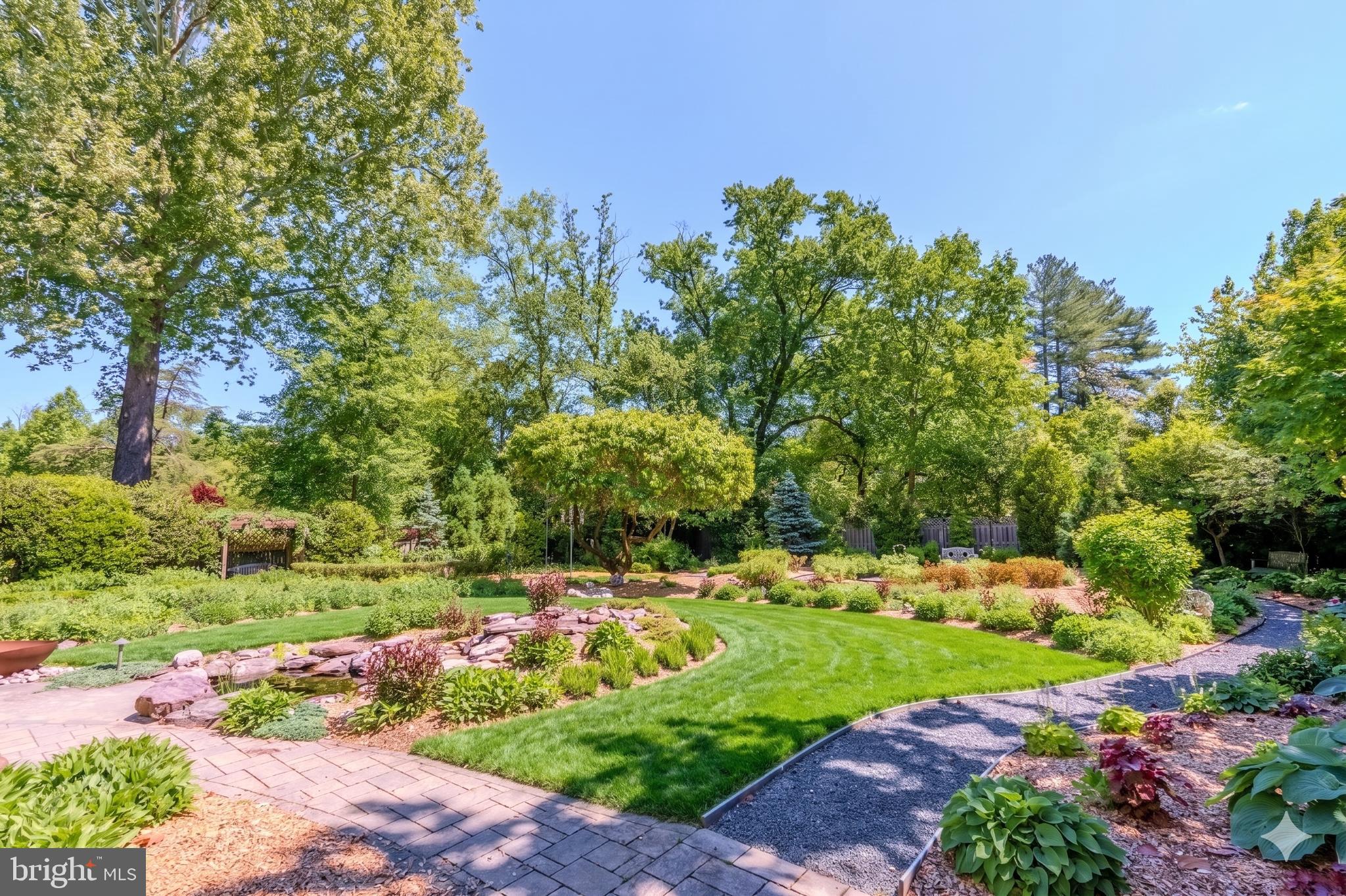 BROADMONT - Residential