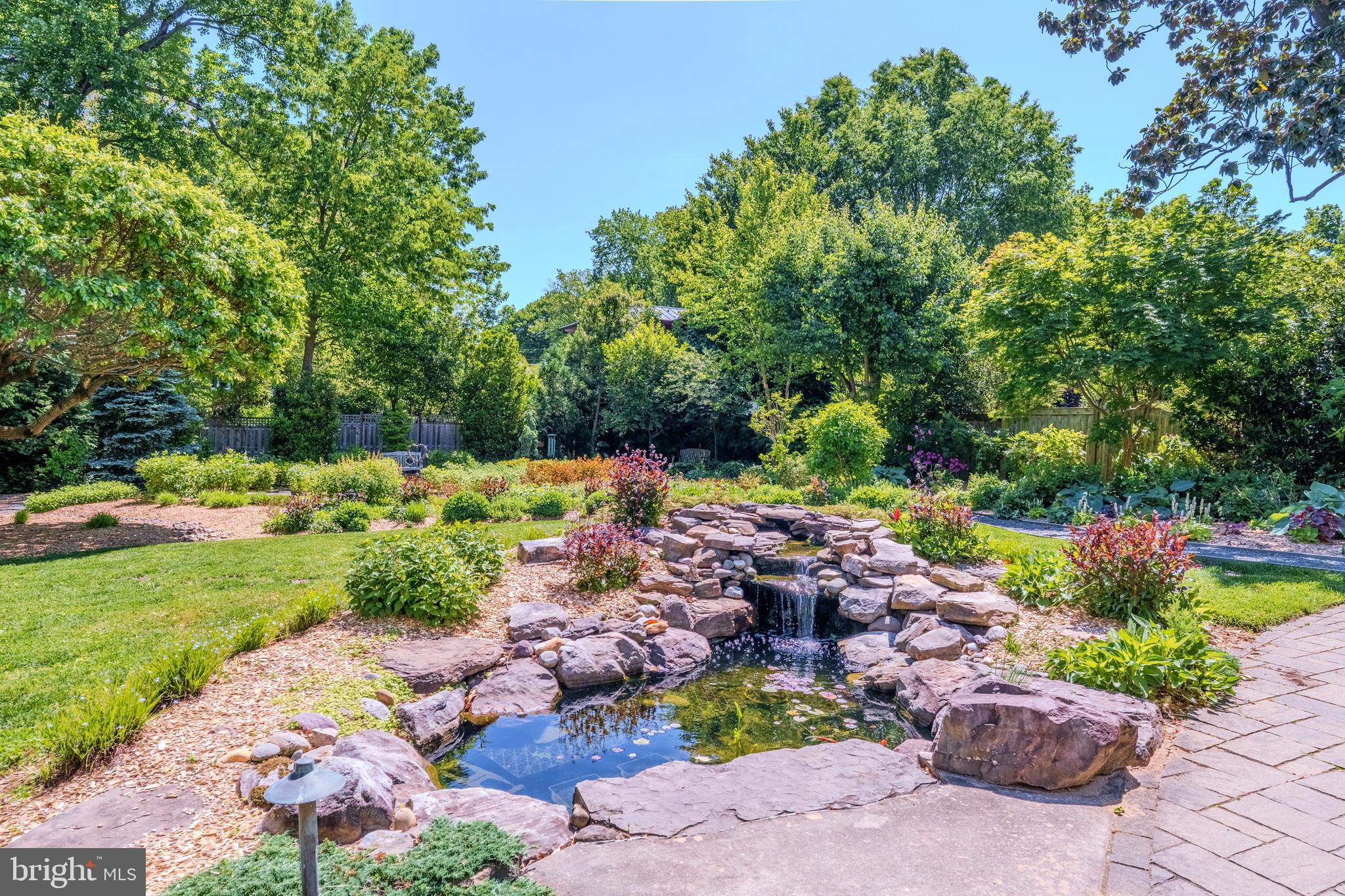 BROADMONT - Residential