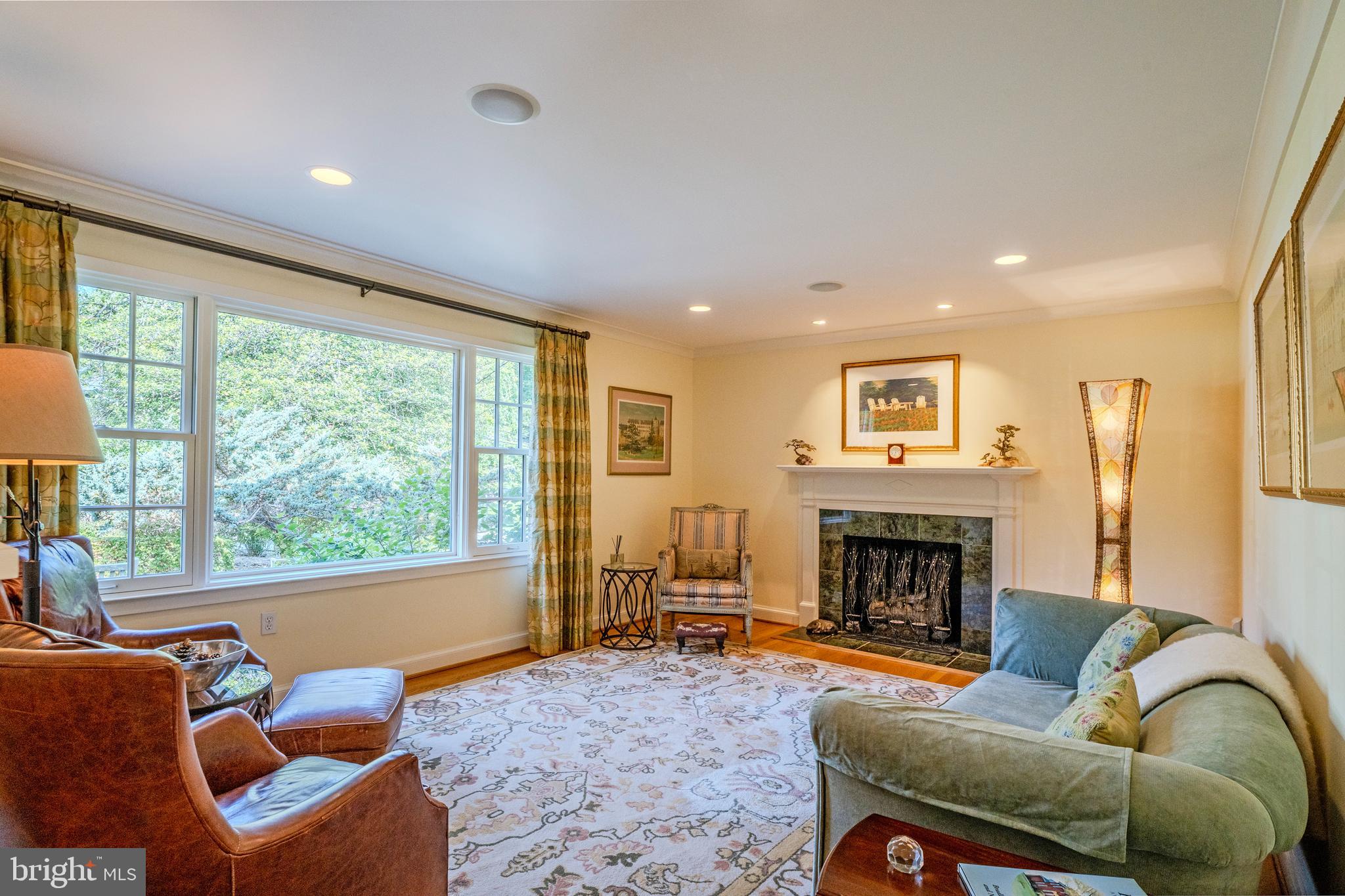 BROADMONT - Residential