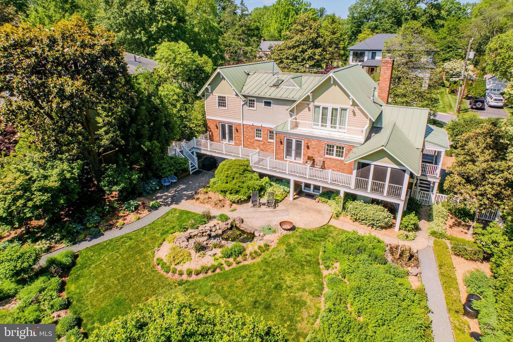 BROADMONT - Residential