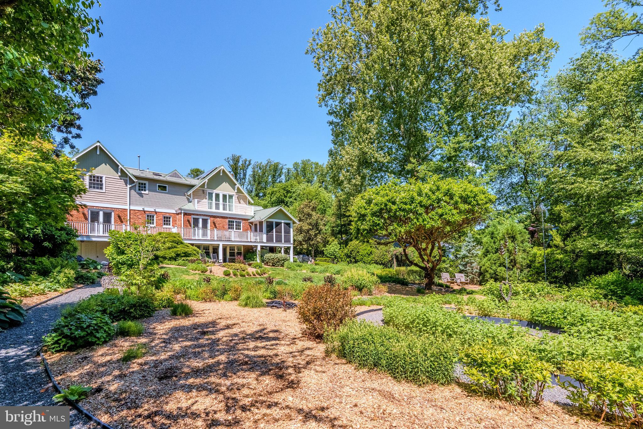 BROADMONT - Residential