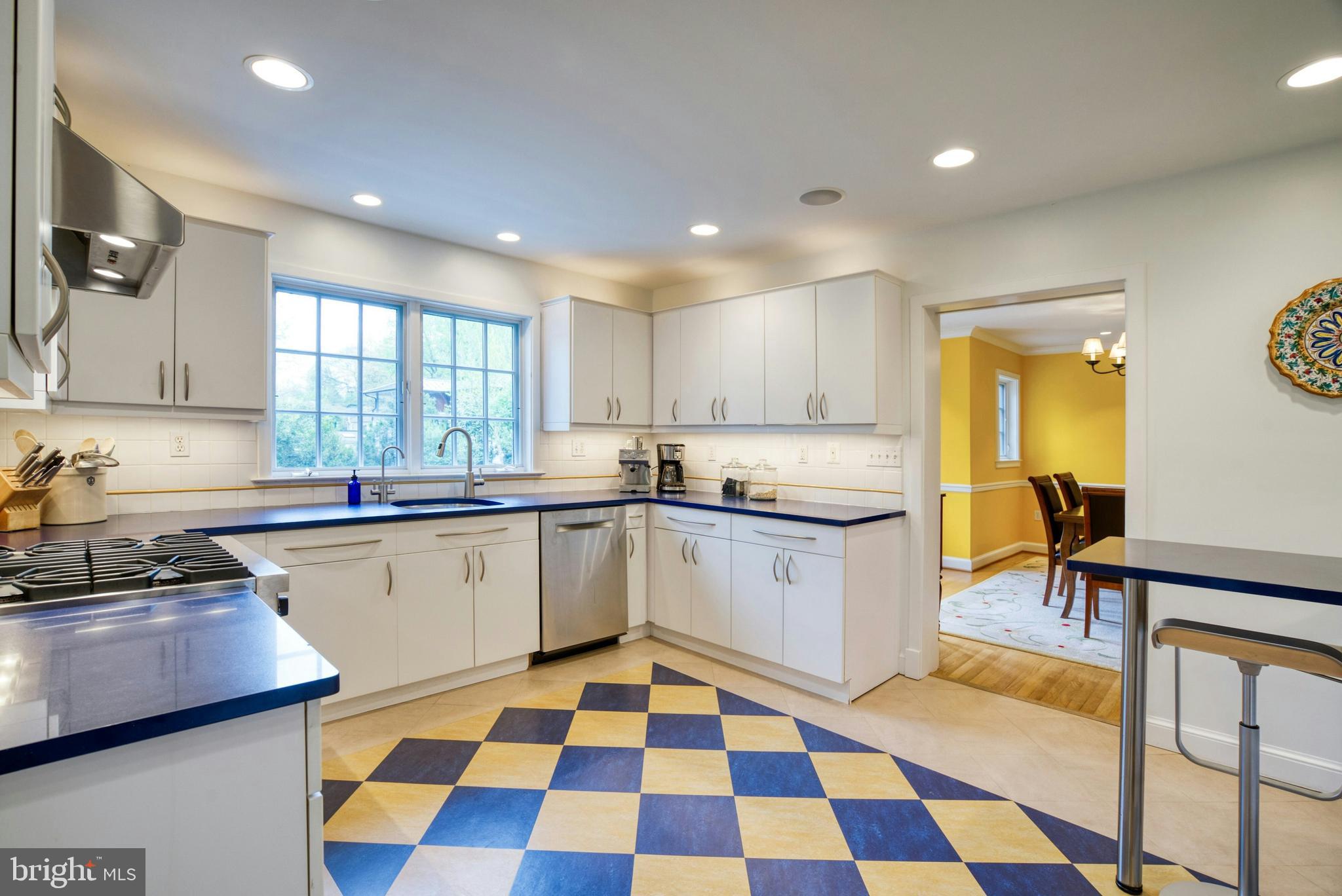 BROADMONT - Residential