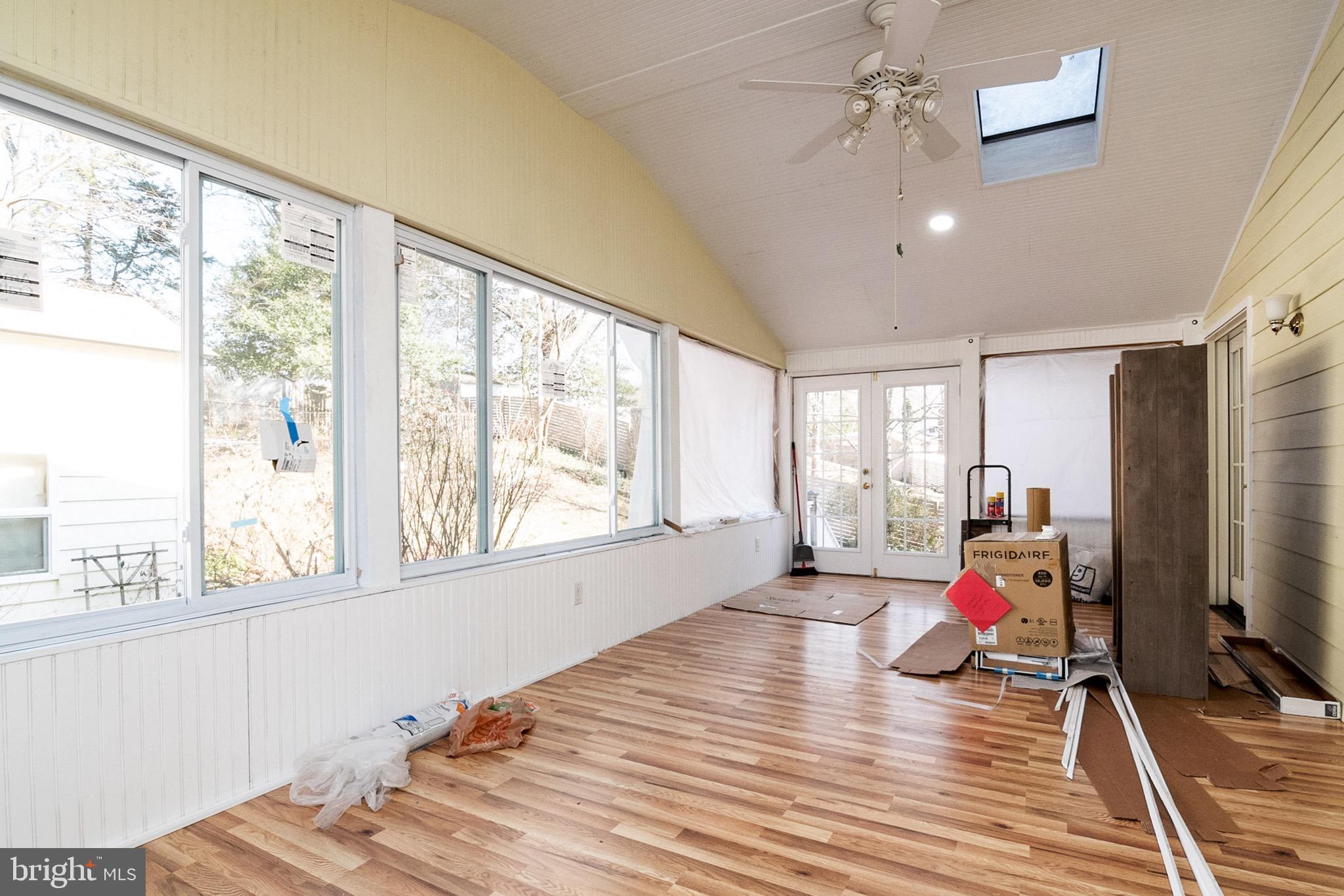 ROCK CREEK PALISADES - Residential Lease