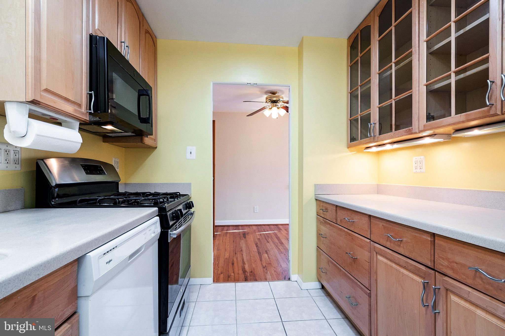 ROCK CREEK PALISADES - Residential Lease