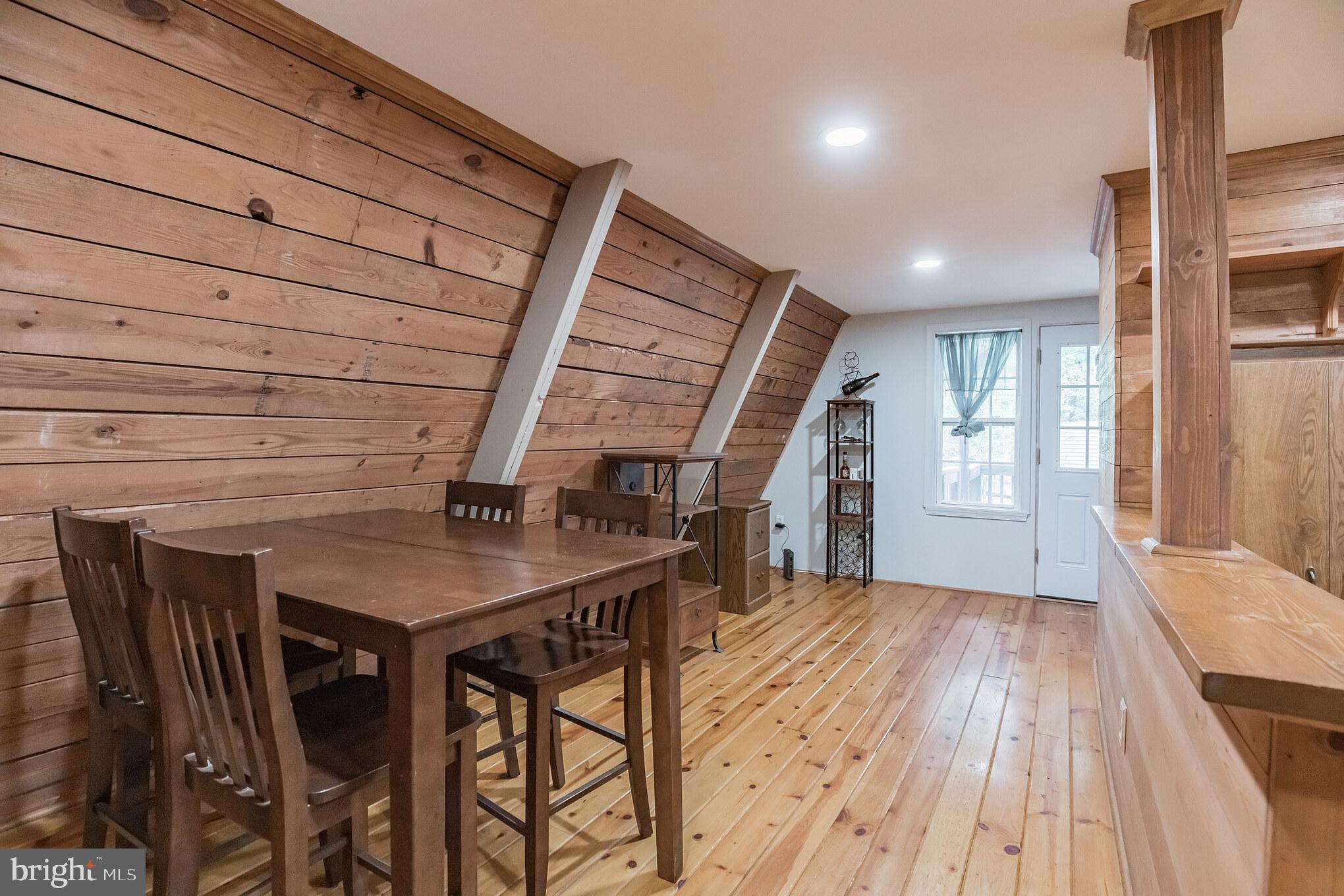 WHITE SANDS - Residential