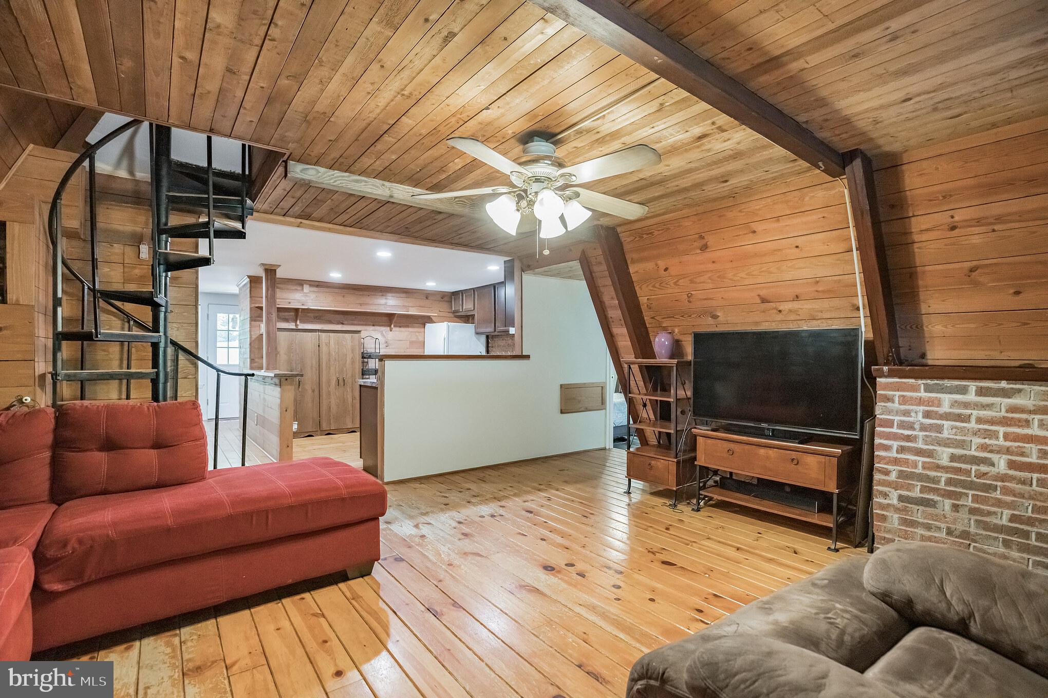 WHITE SANDS - Residential