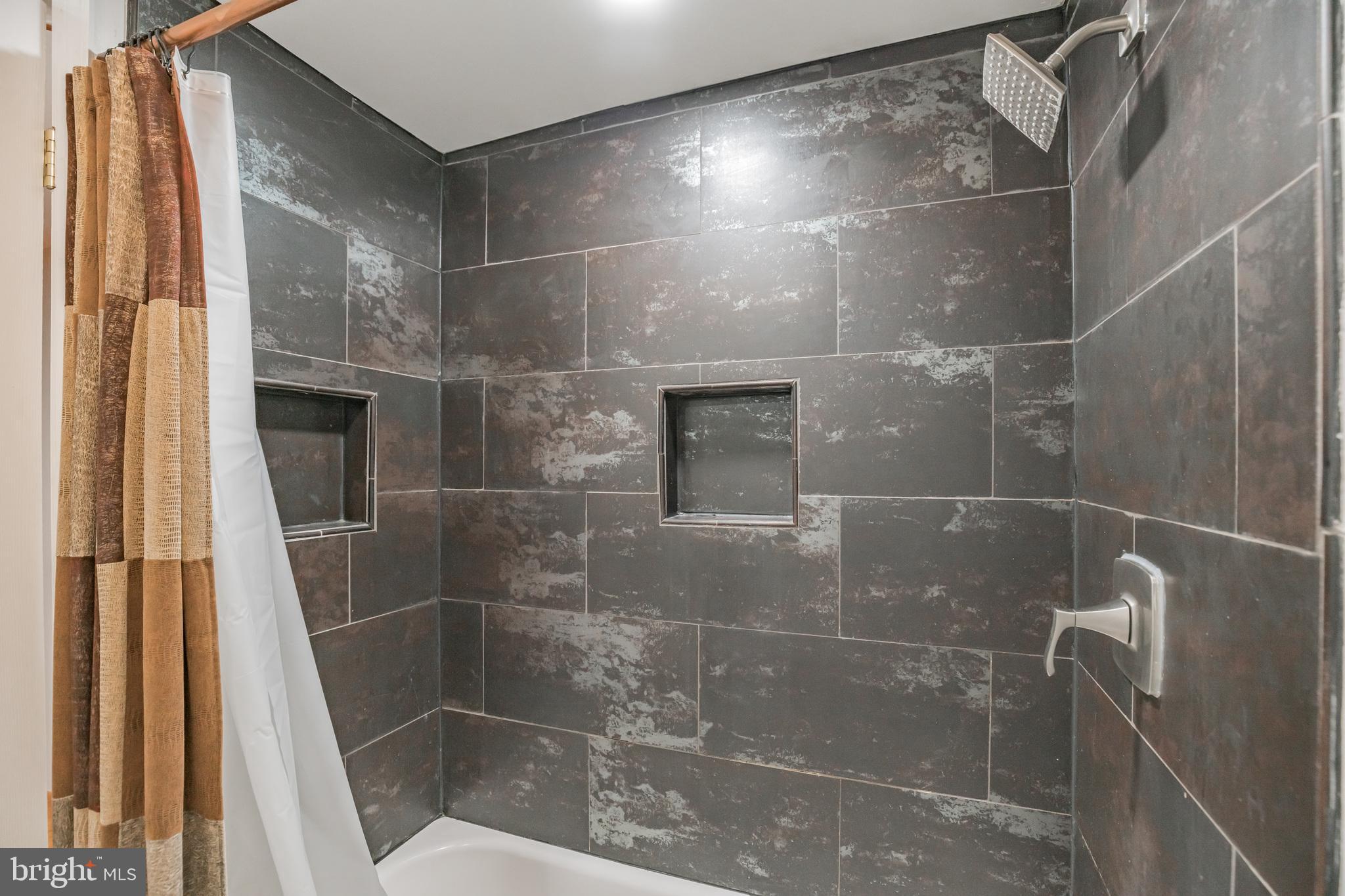 WHITE SANDS - Residential