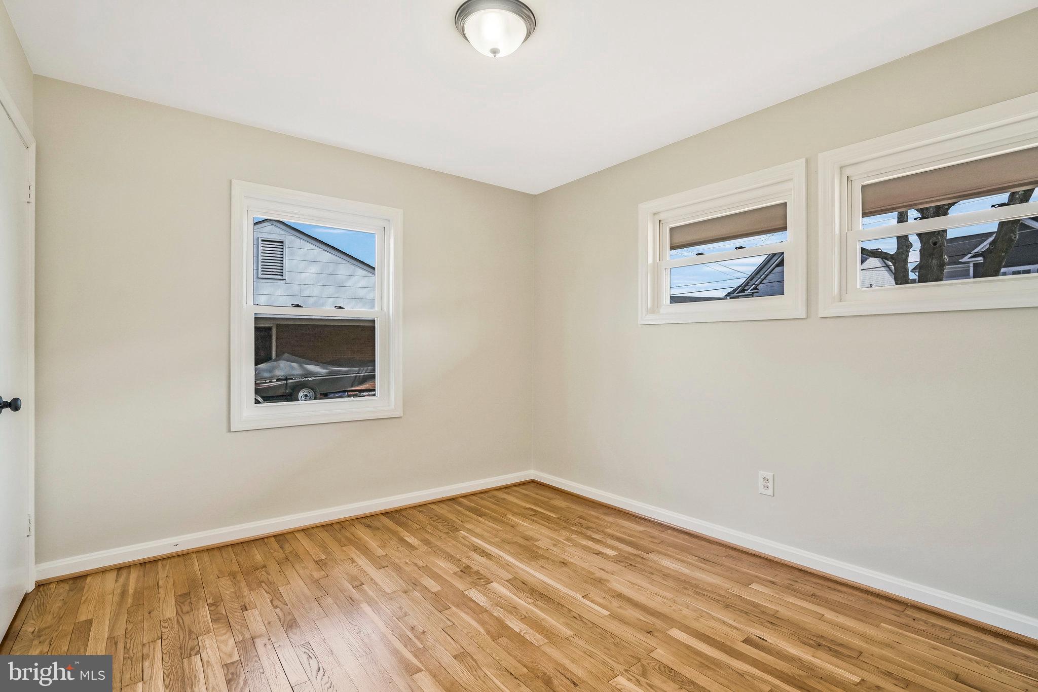 VIRGINIA HILLS - Residential