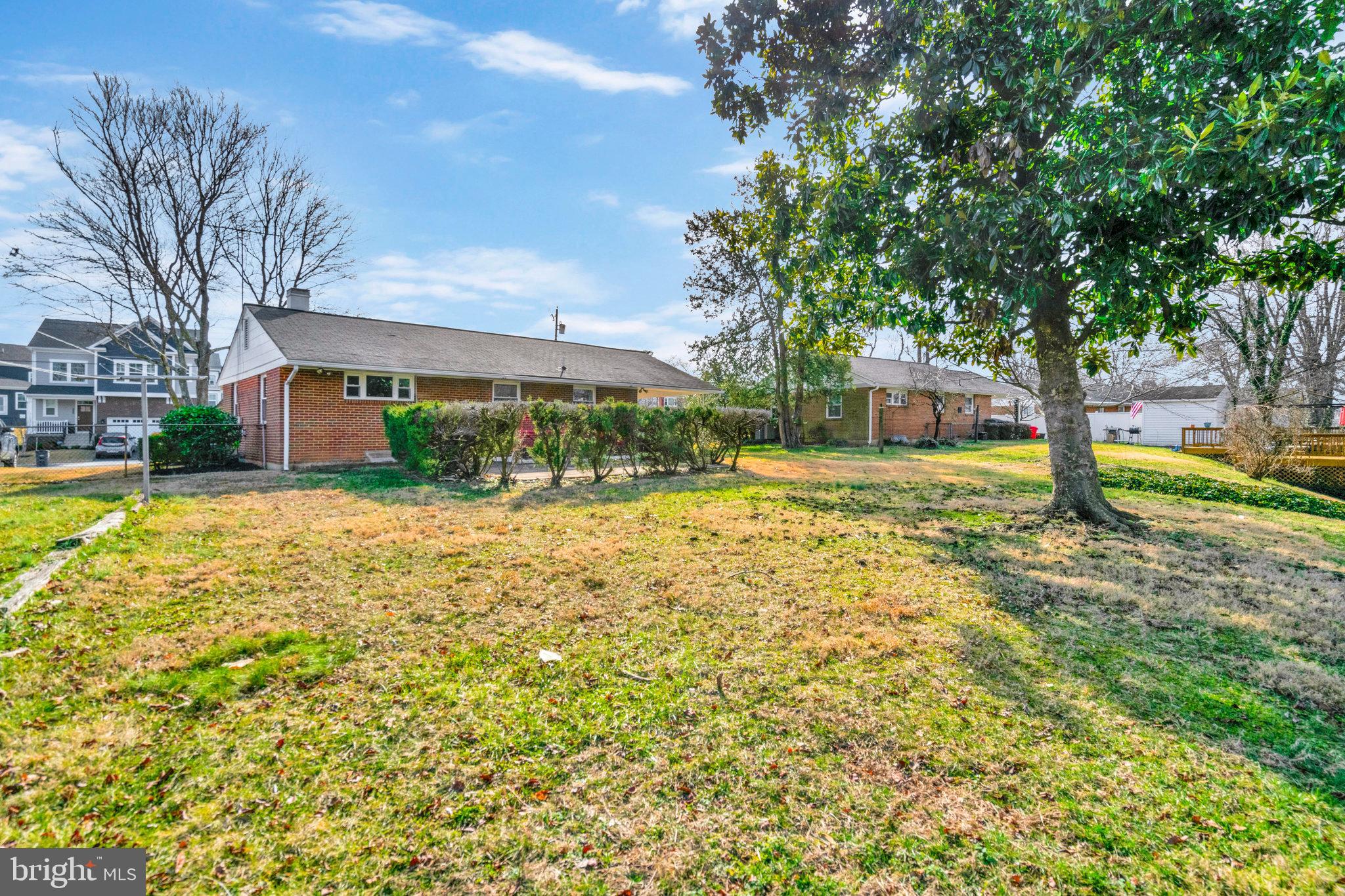 VIRGINIA HILLS - Residential