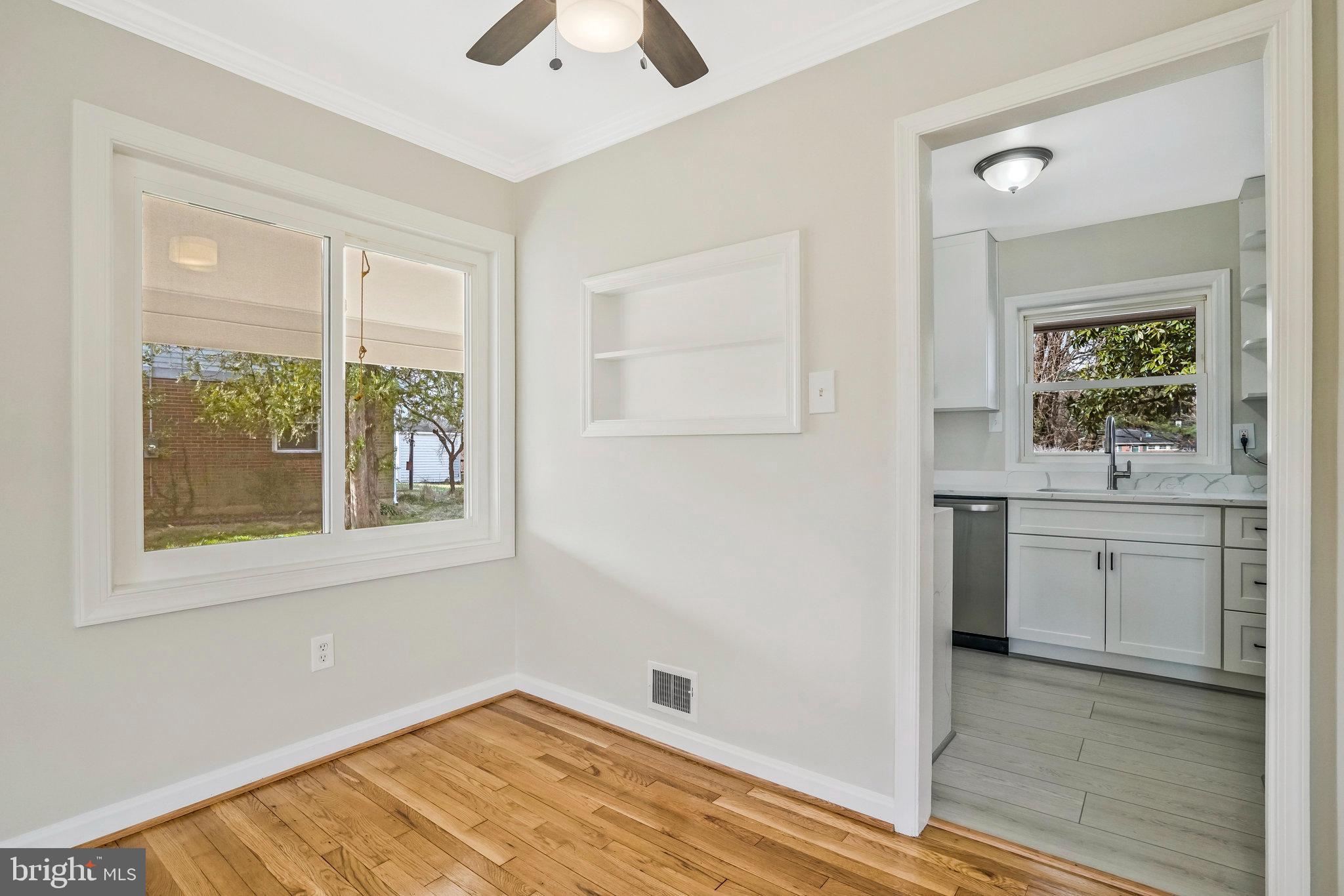VIRGINIA HILLS - Residential