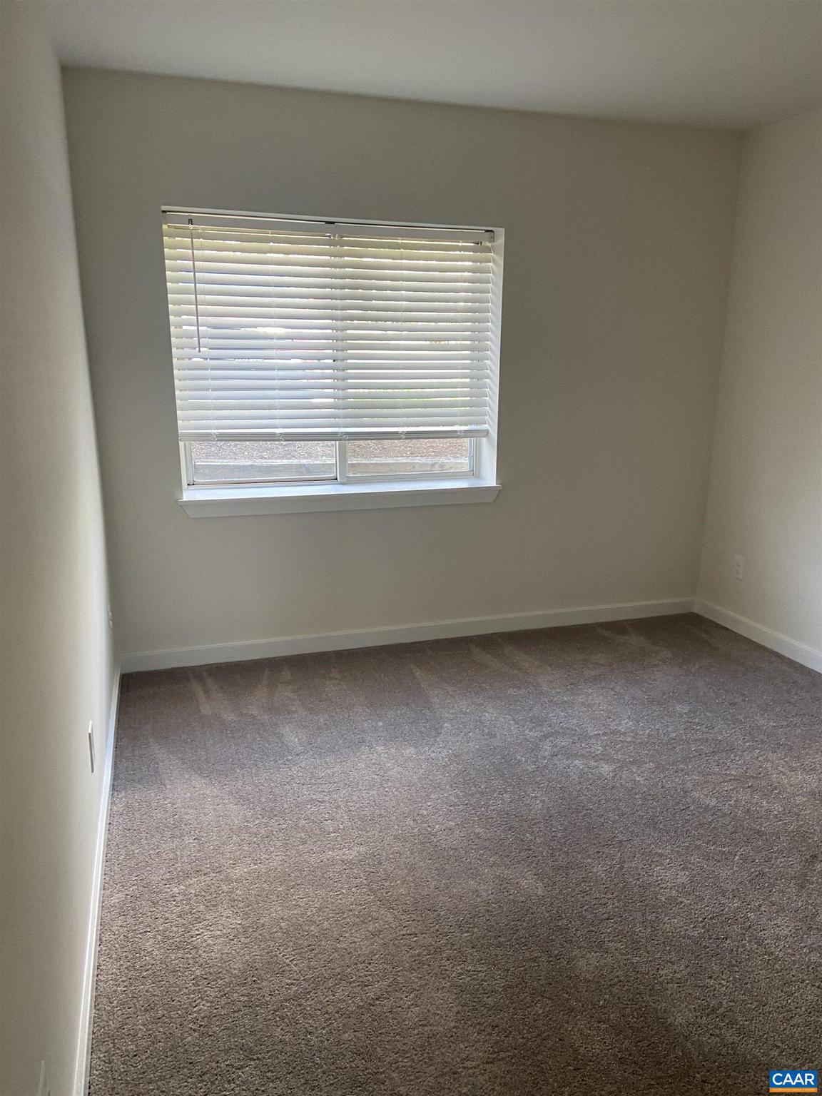 MONTICELLO OVERLOOK CONDOMINIUMS - Residential Lease