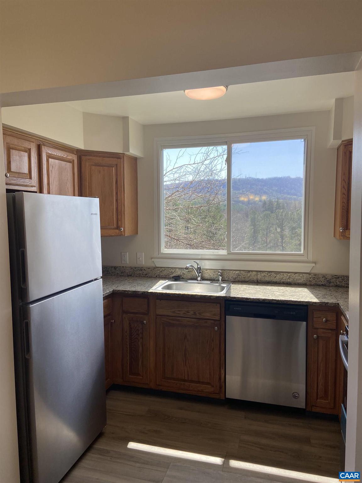 MONTICELLO OVERLOOK CONDOMINIUMS - Residential Lease