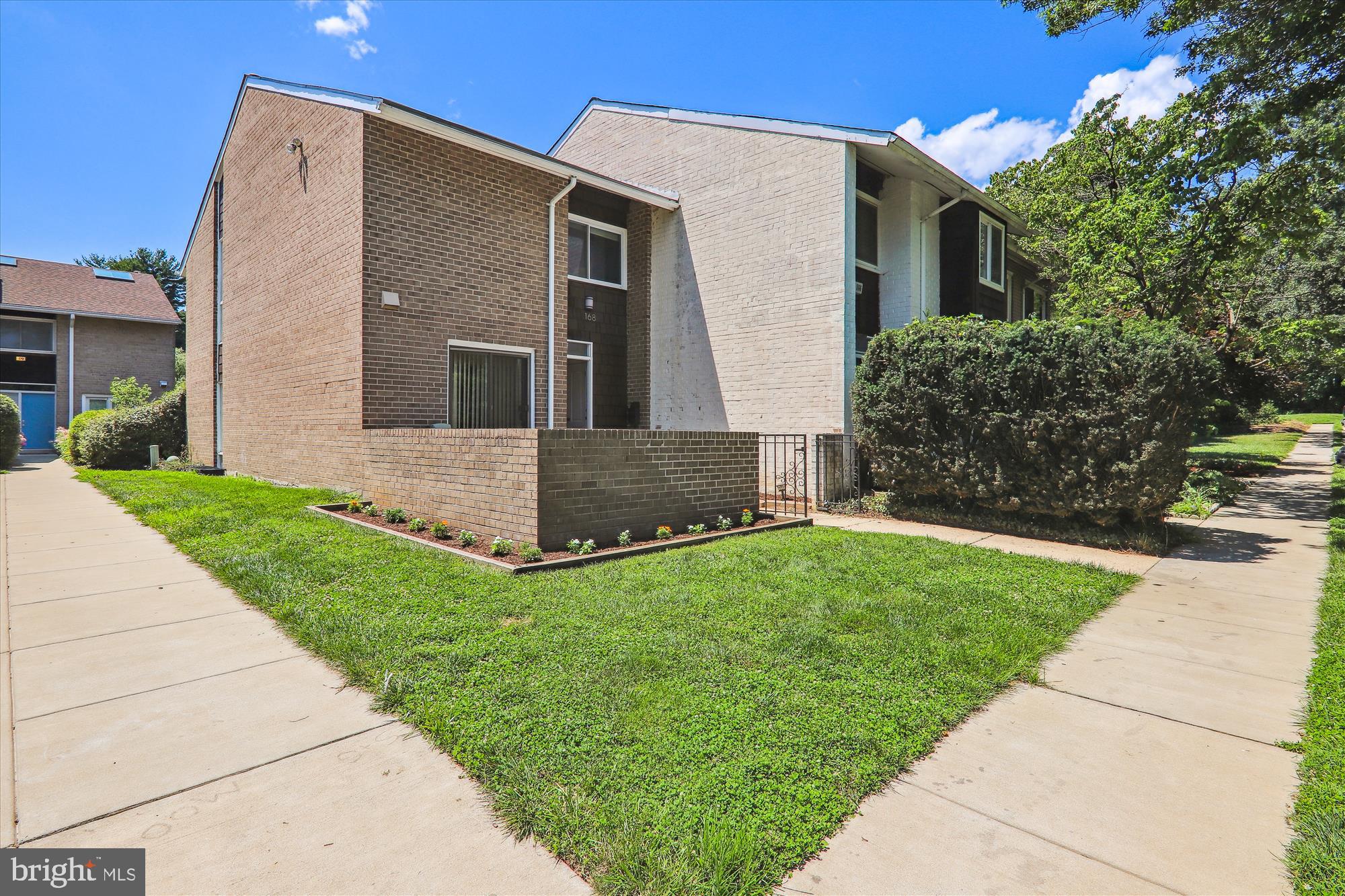 NEW MARK COMMONS - Residential