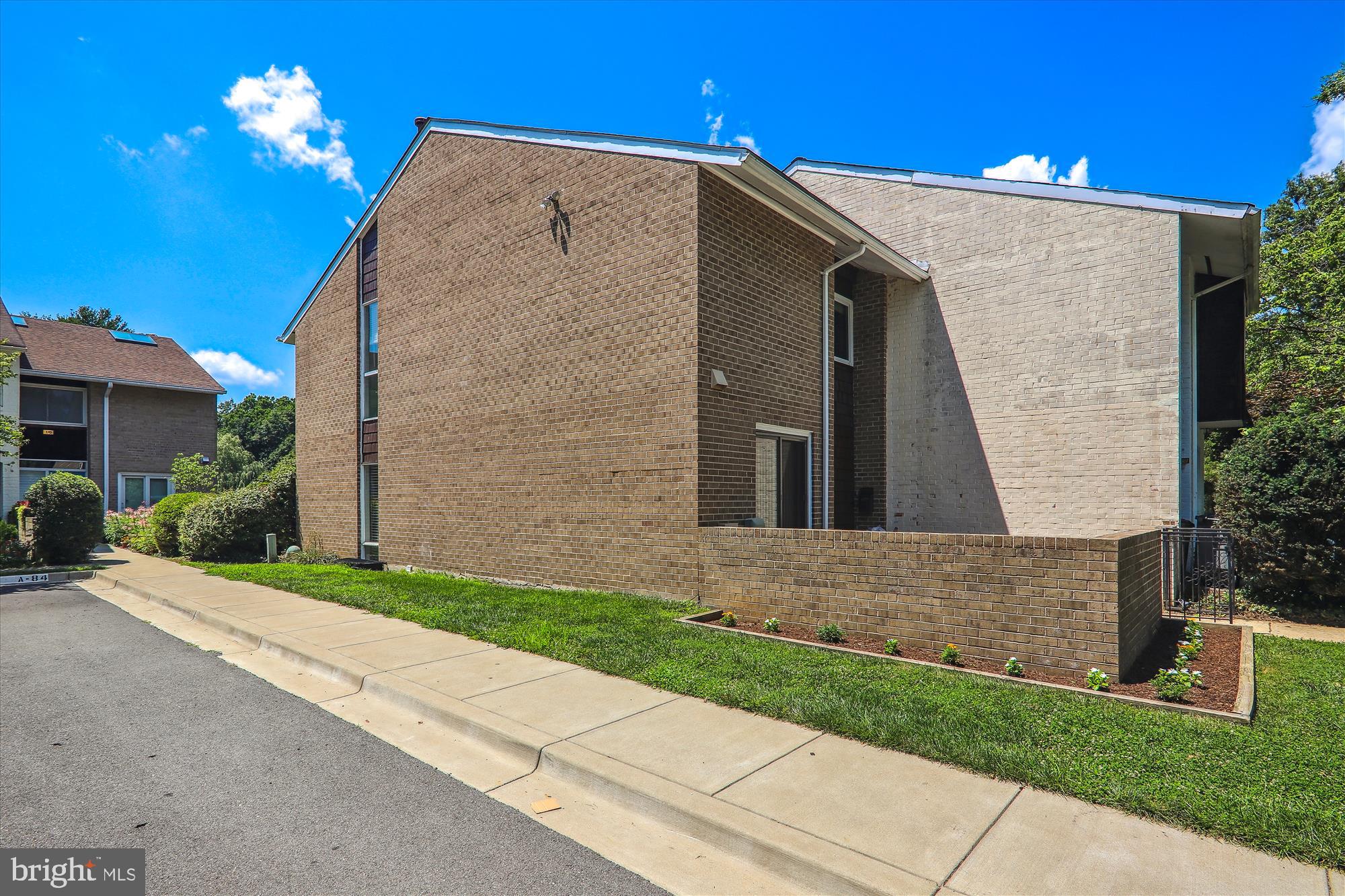 NEW MARK COMMONS - Residential