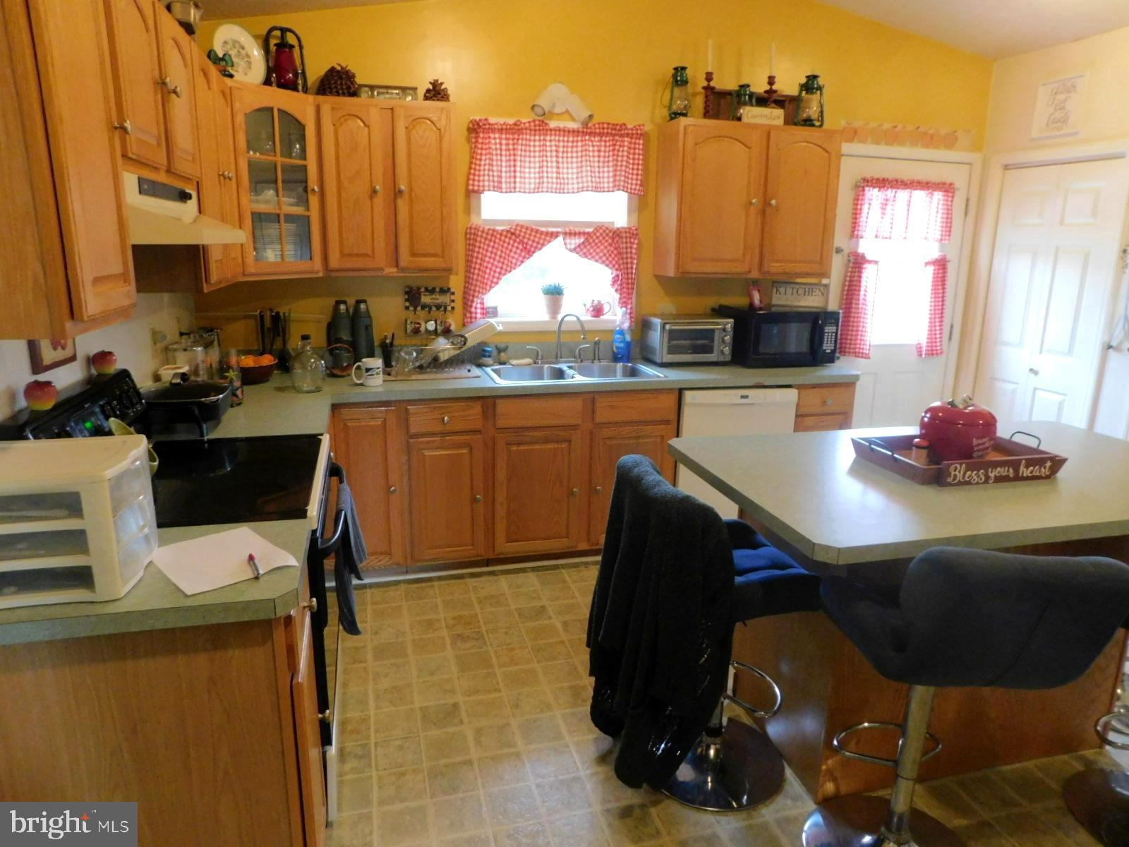 OGDEN FARM MEADOWS - Residential