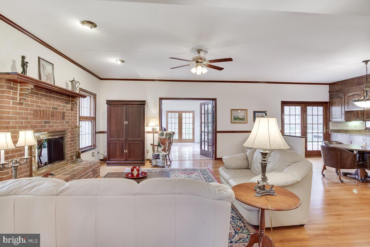 HARWOOD - Residential