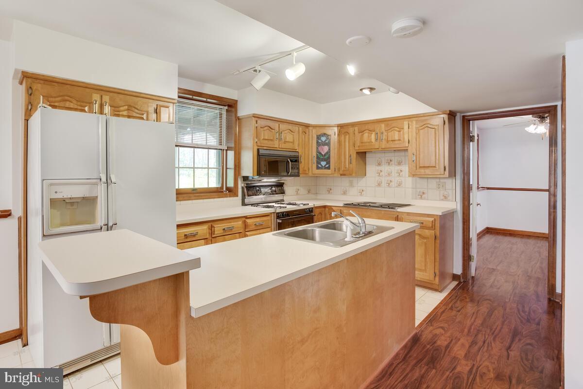 HARWOOD - Residential