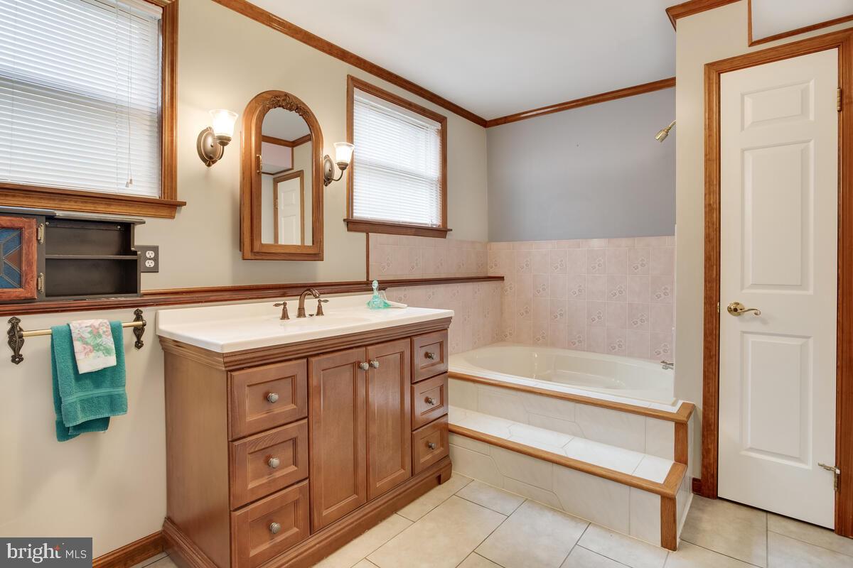 HARWOOD - Residential