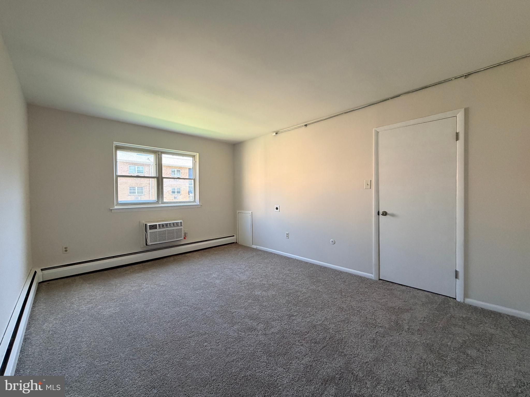 DOWNINGTOWN COMMON - Residential