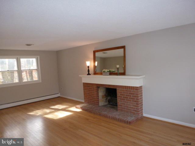 COLONIAL HEIGHTS - Residential