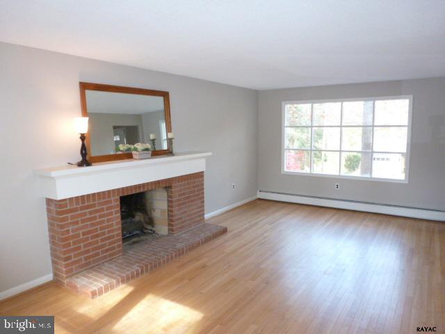 COLONIAL HEIGHTS - Residential