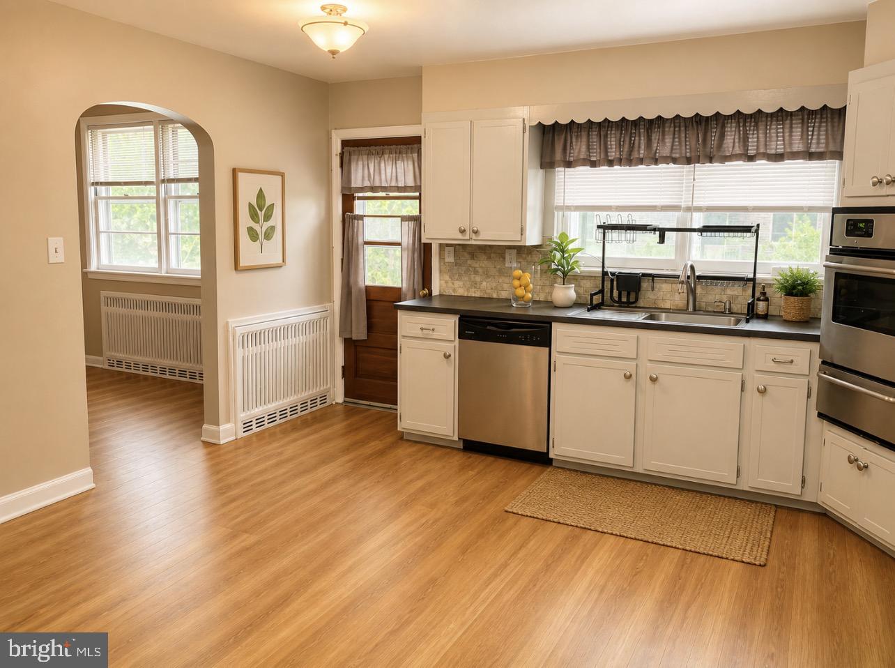 ROXBOROUGH - Residential