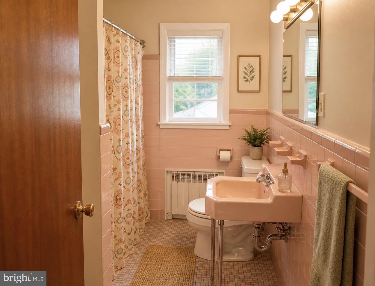 ROXBOROUGH - Residential