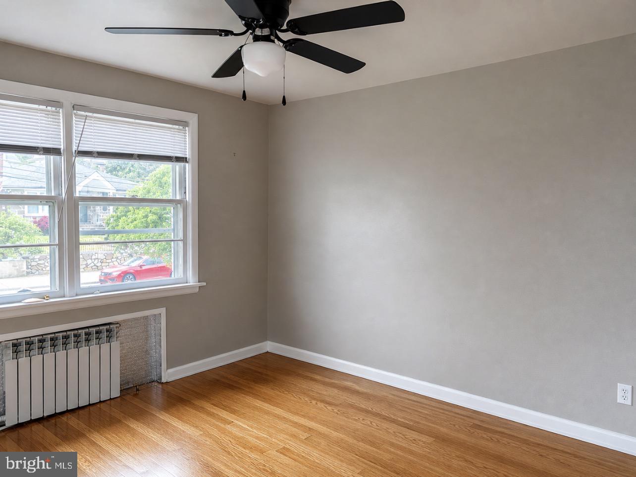 ROXBOROUGH - Residential