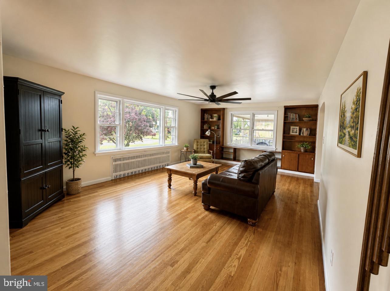 ROXBOROUGH - Residential
