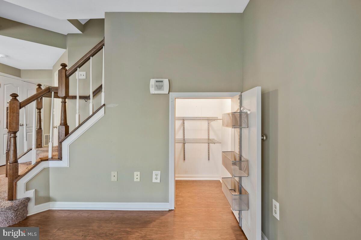 EDGEWATER AT TOWN CENTER - Residential