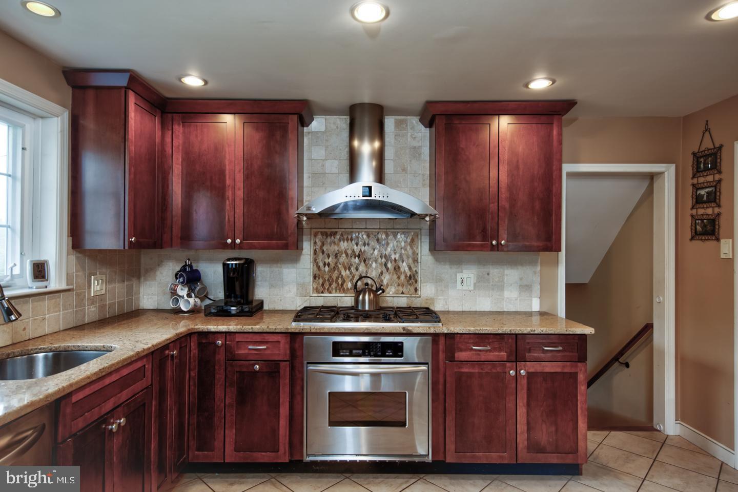 BOB WHITE FARMS - Residential