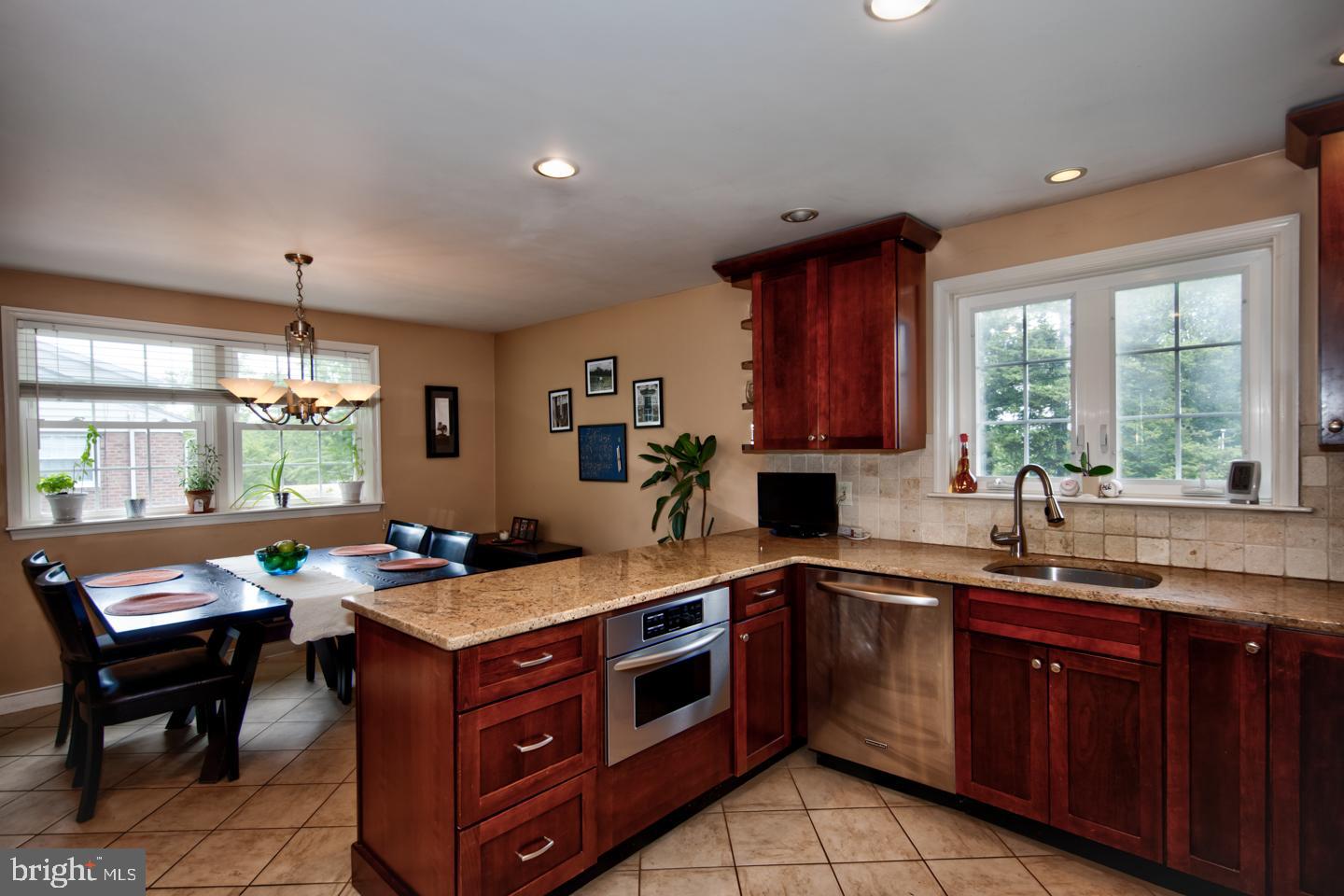 BOB WHITE FARMS - Residential
