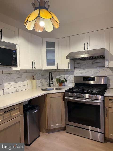 Townhouse For Sale - 1810 Benson Street<br/> PHILADELPHIA, PA 19152