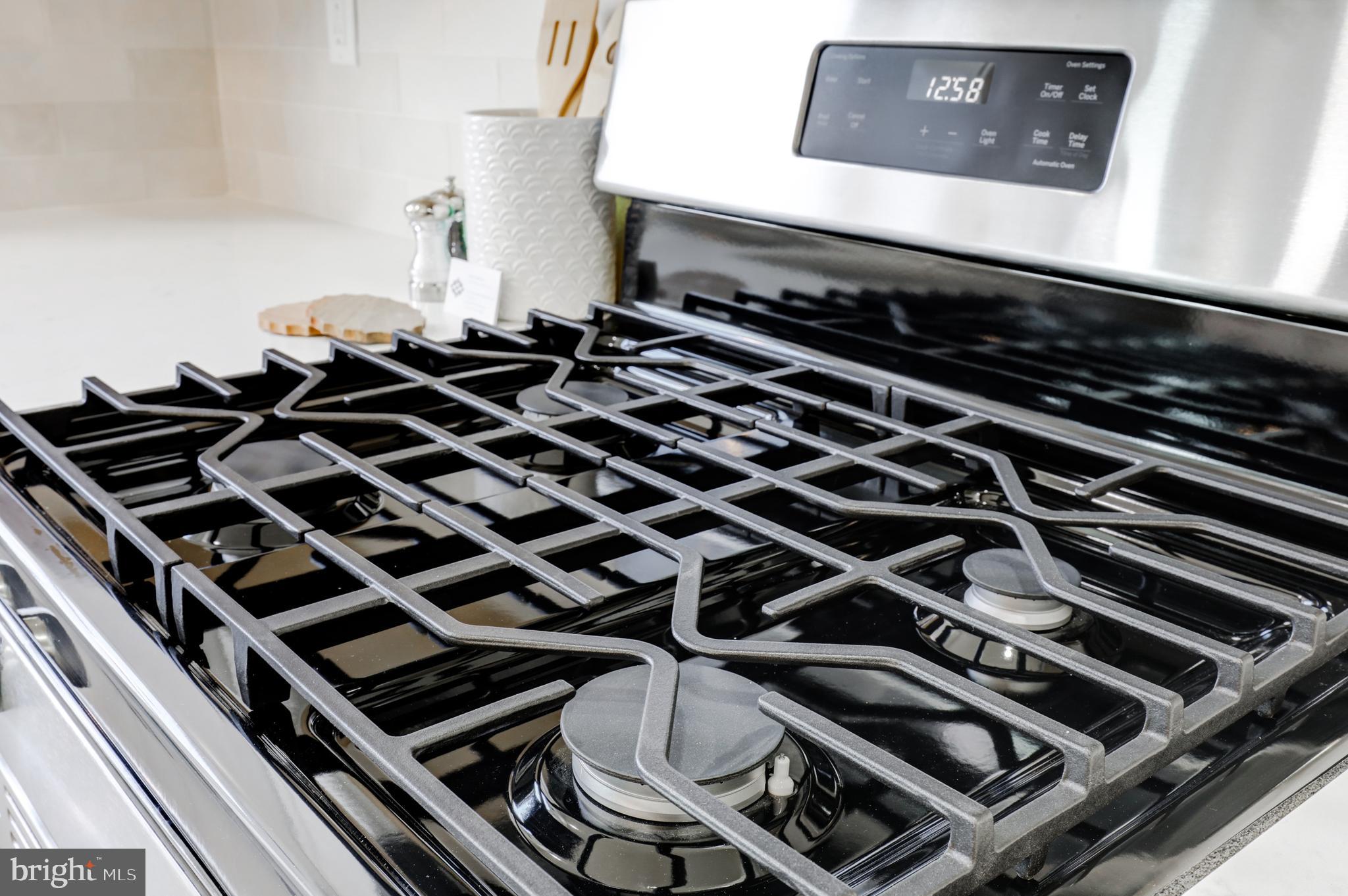 HUNTERS RUN - Residential