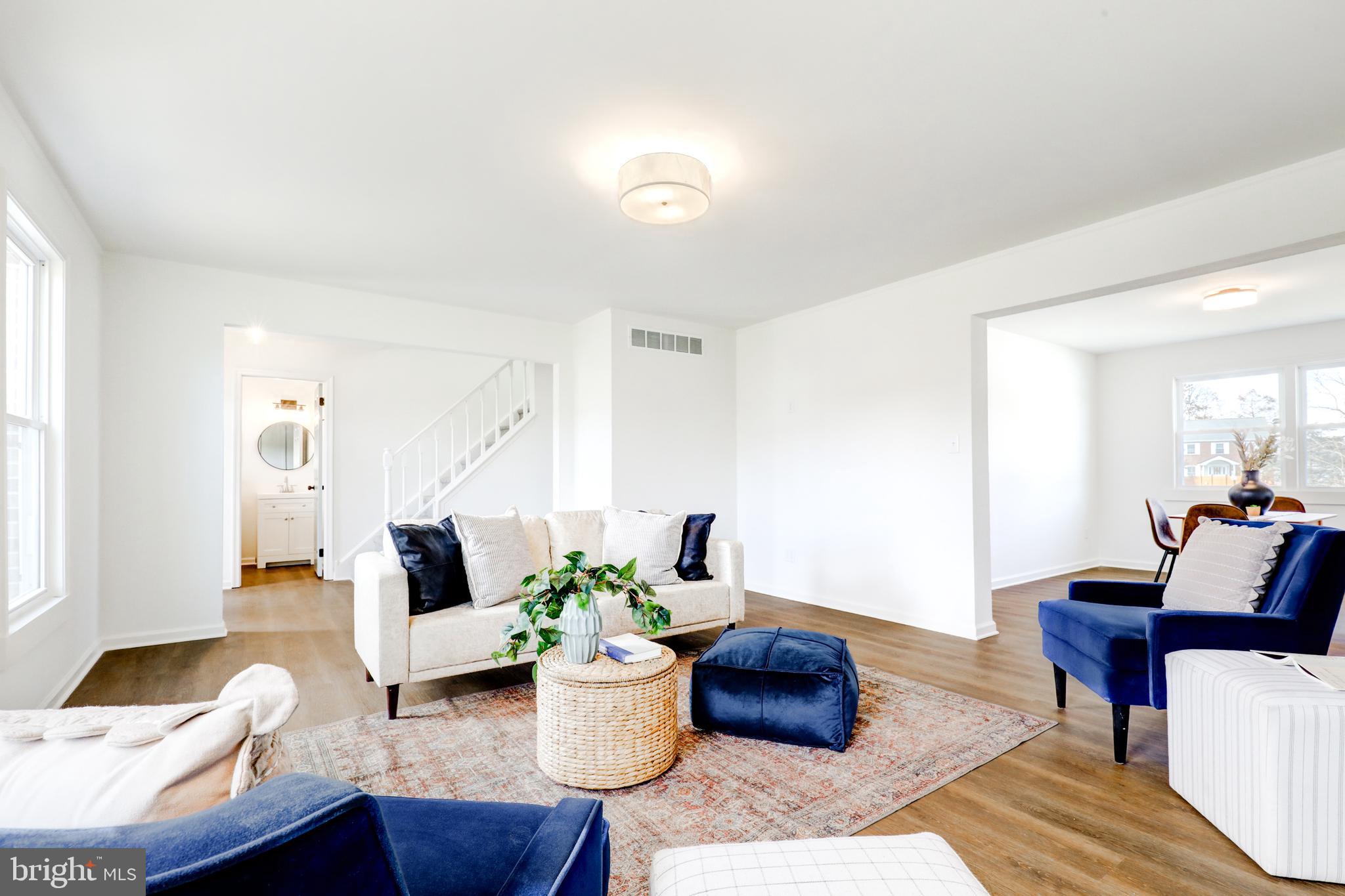 HUNTERS RUN - Residential