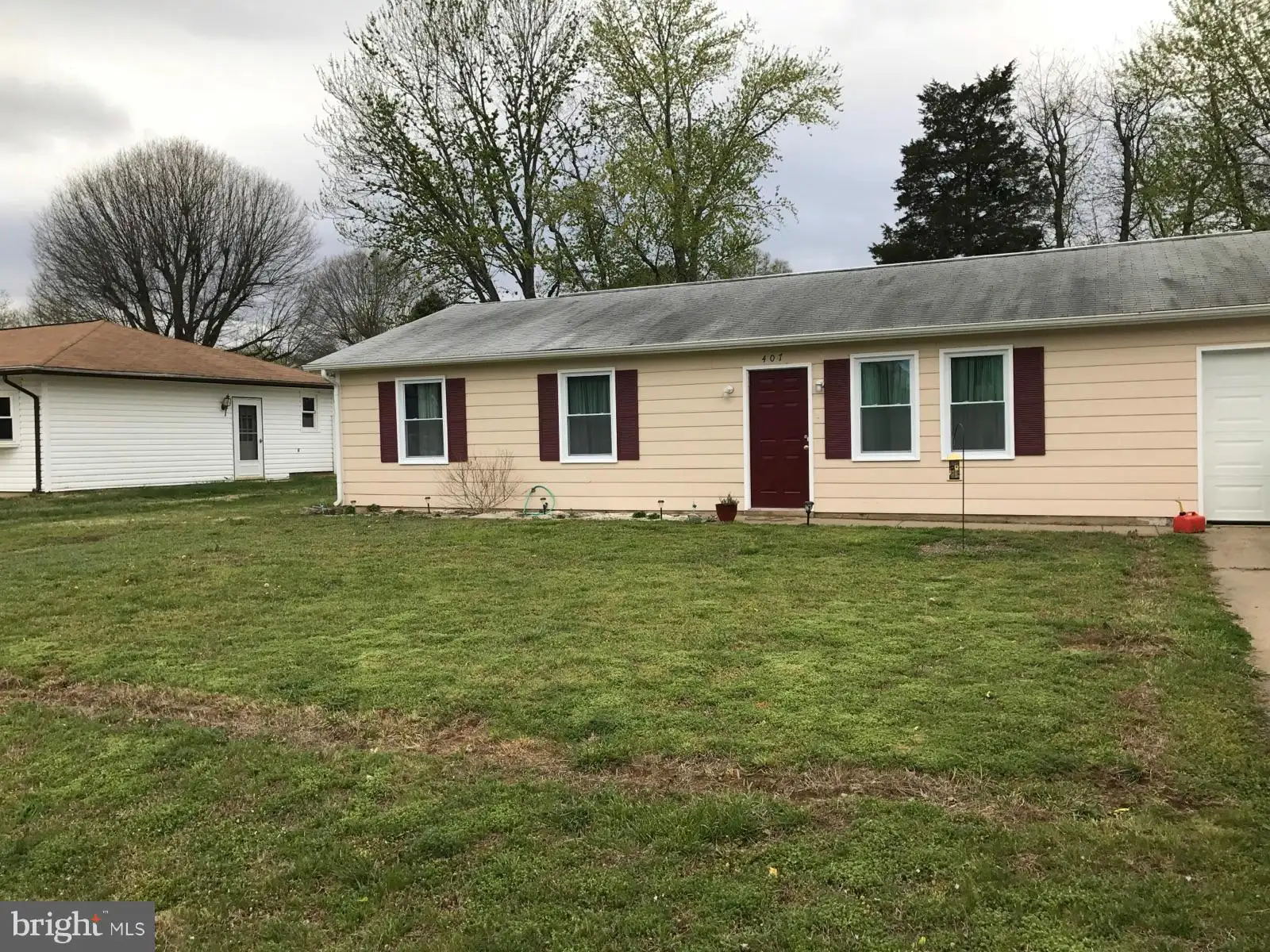 407 S Brooks Drive, Fredericksburg, VA 22408