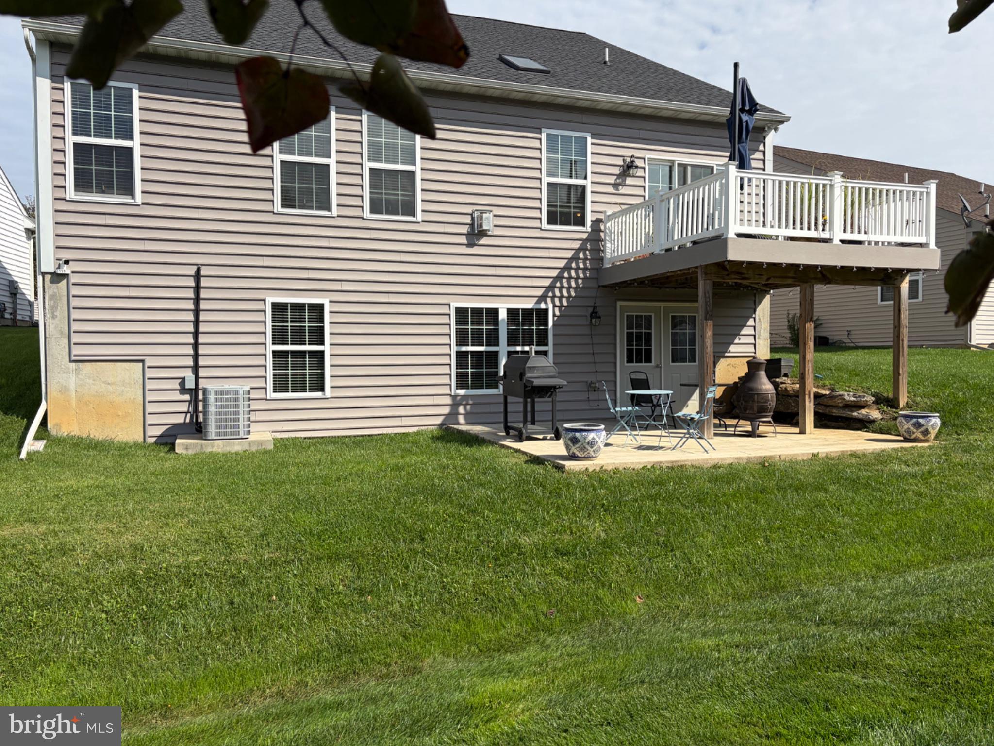 137 GOLDENFIELD DRIVE