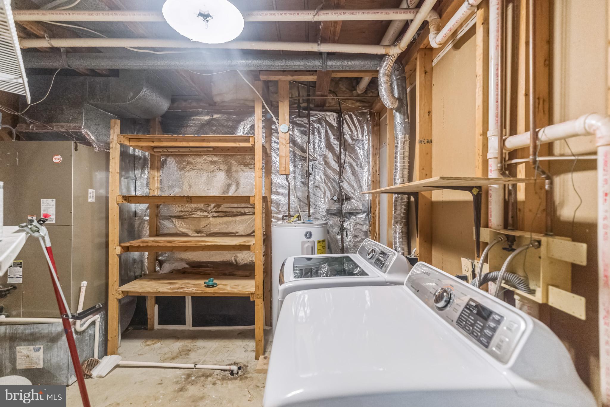 FAIR WOODS - Residential Lease