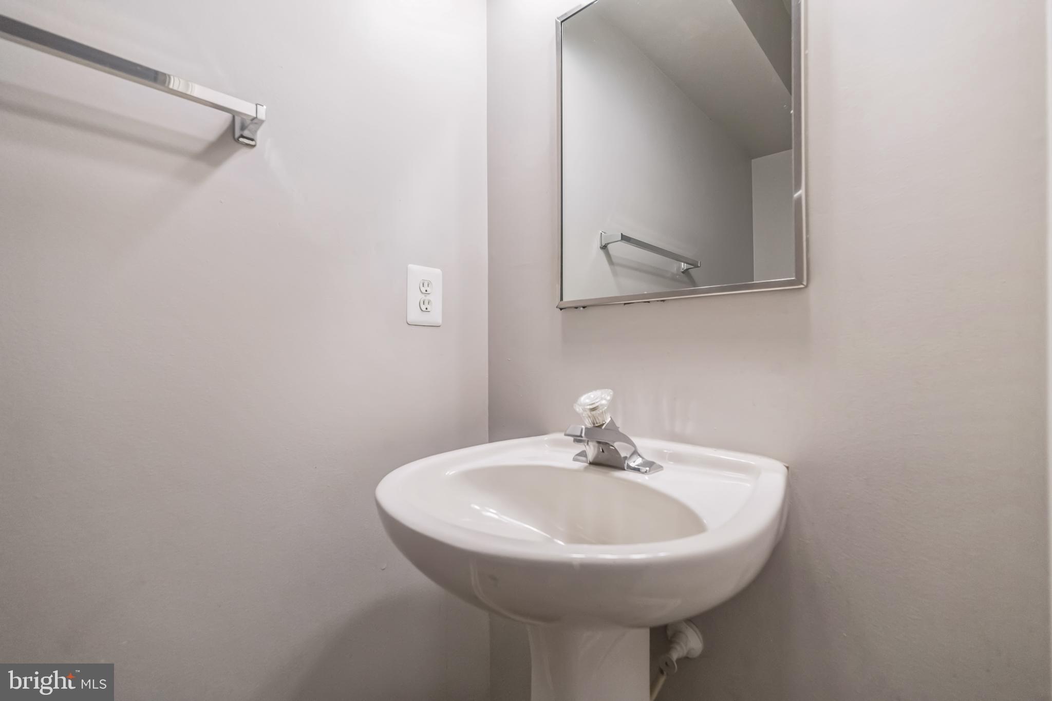 FAIR WOODS - Residential Lease