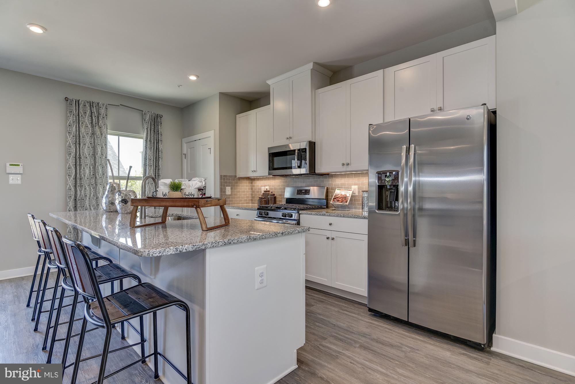 LAKE LINGANORE OAKDALE - Residential