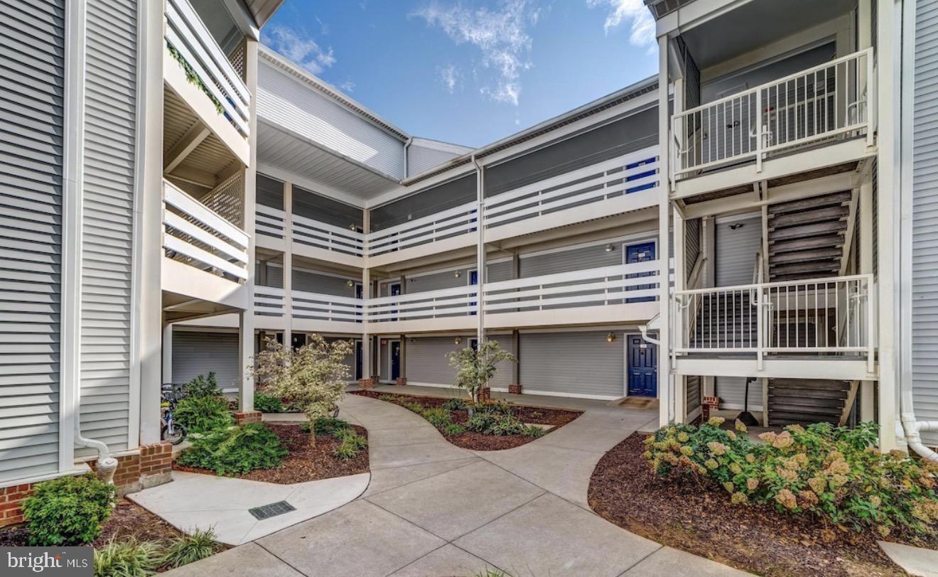 10300 APPALACHIAN CIRCLE