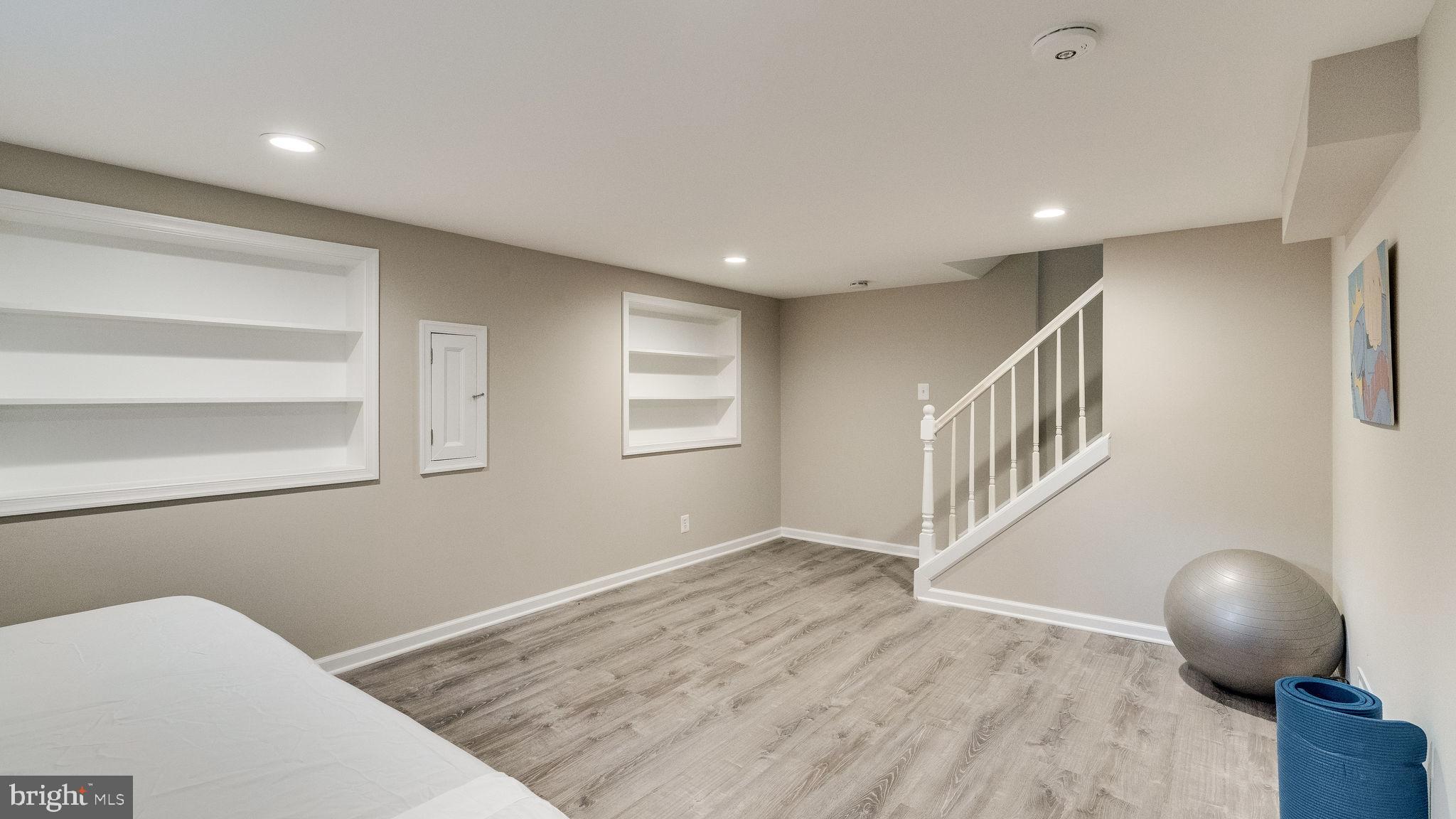 DEER PARK HEIGHTS - Residential