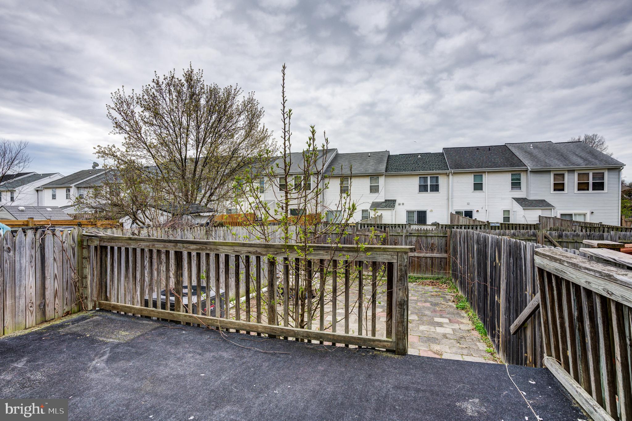 VILLAGE OF PAWNEE - Residential