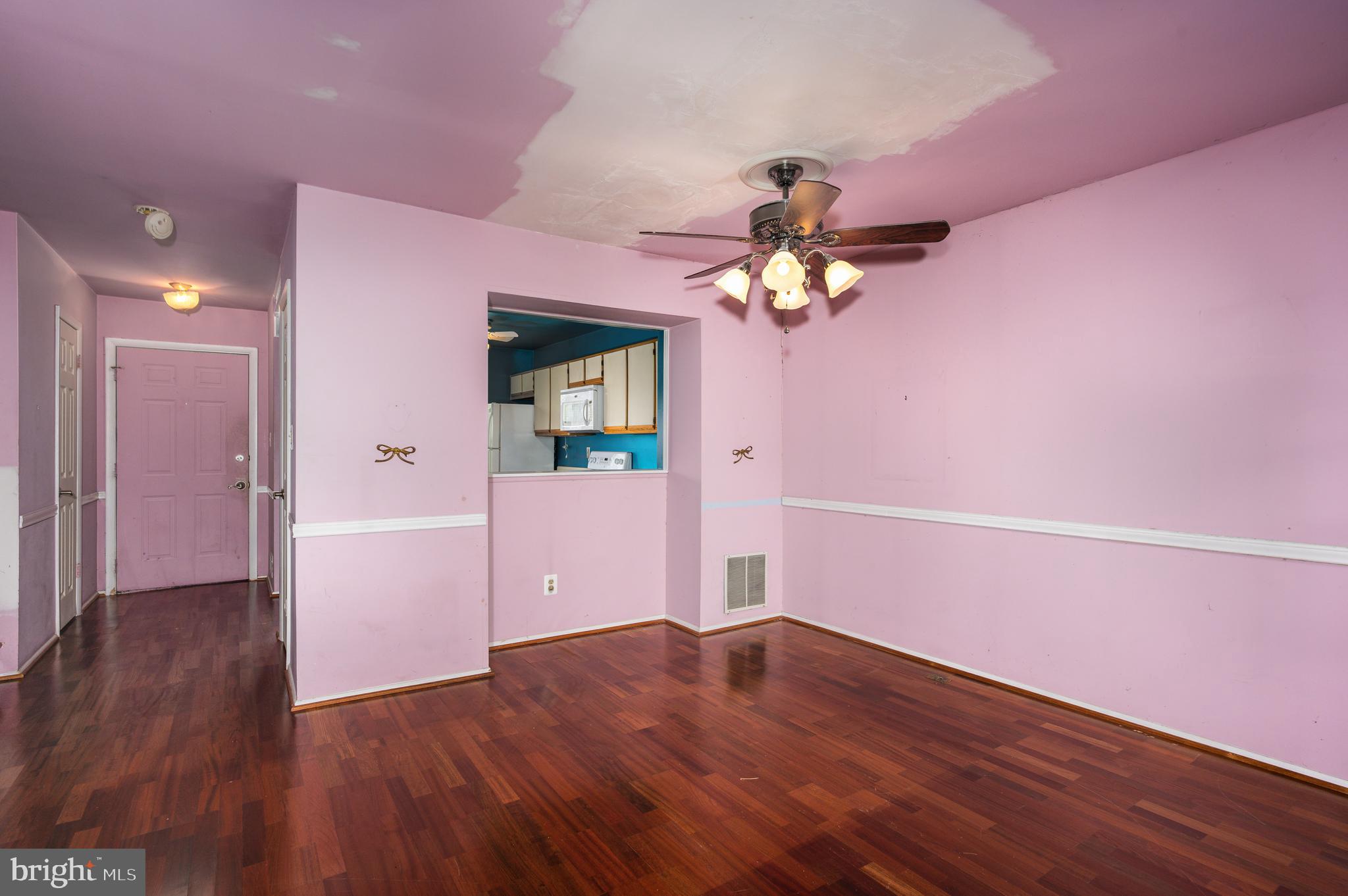 VILLAGE OF PAWNEE - Residential