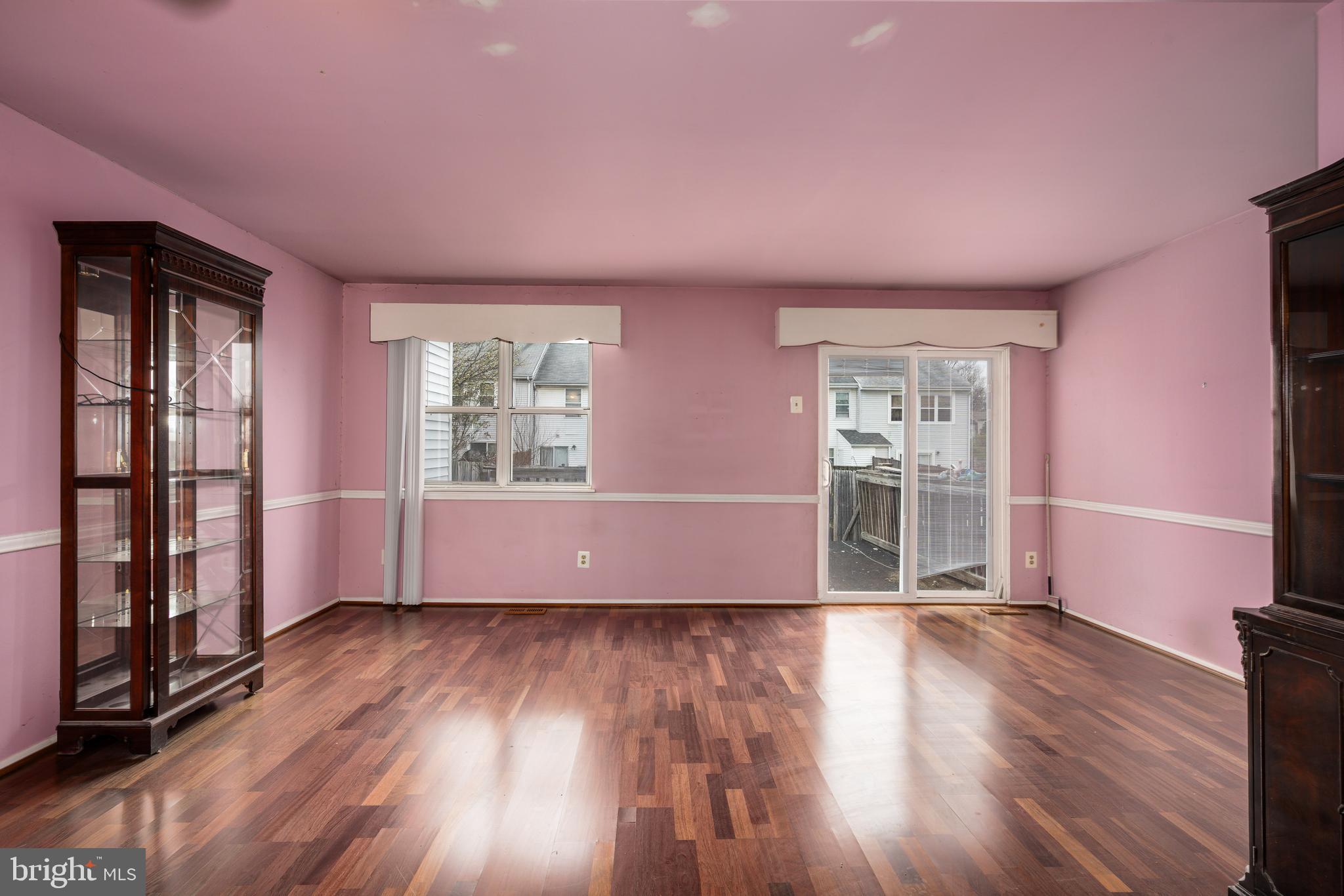 VILLAGE OF PAWNEE - Residential