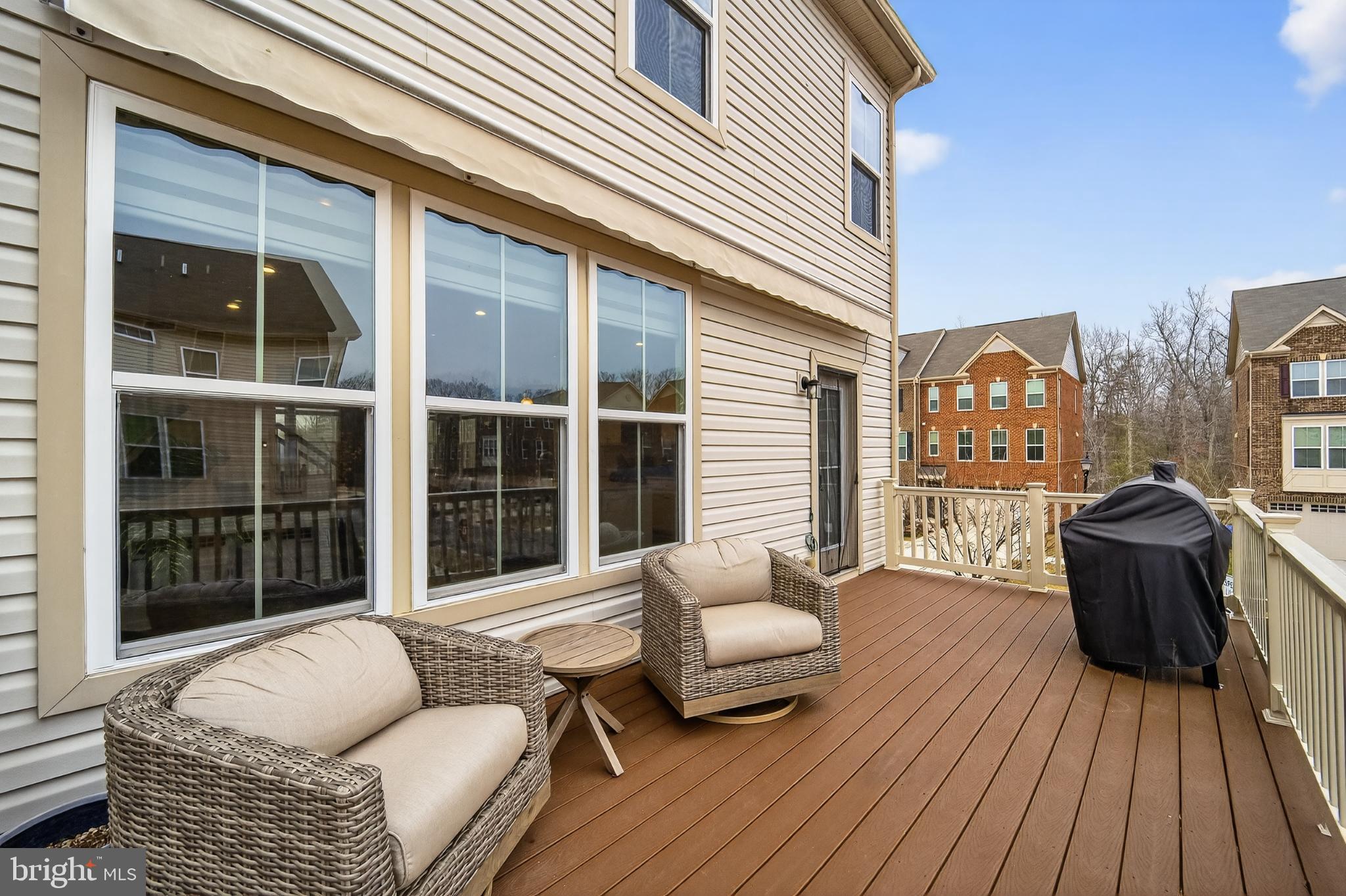 WESTCHESTER SQUARE - Residential