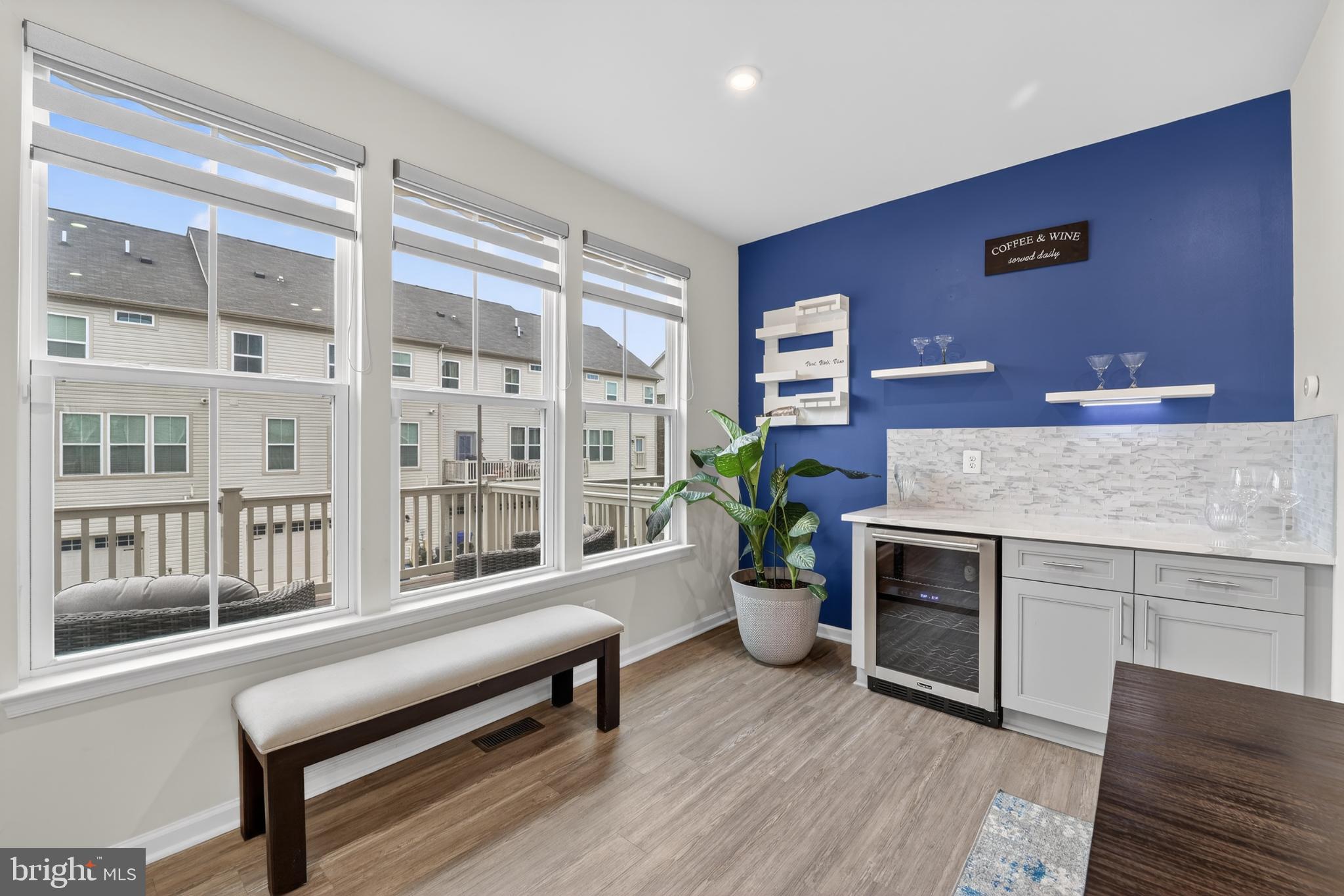 WESTCHESTER SQUARE - Residential