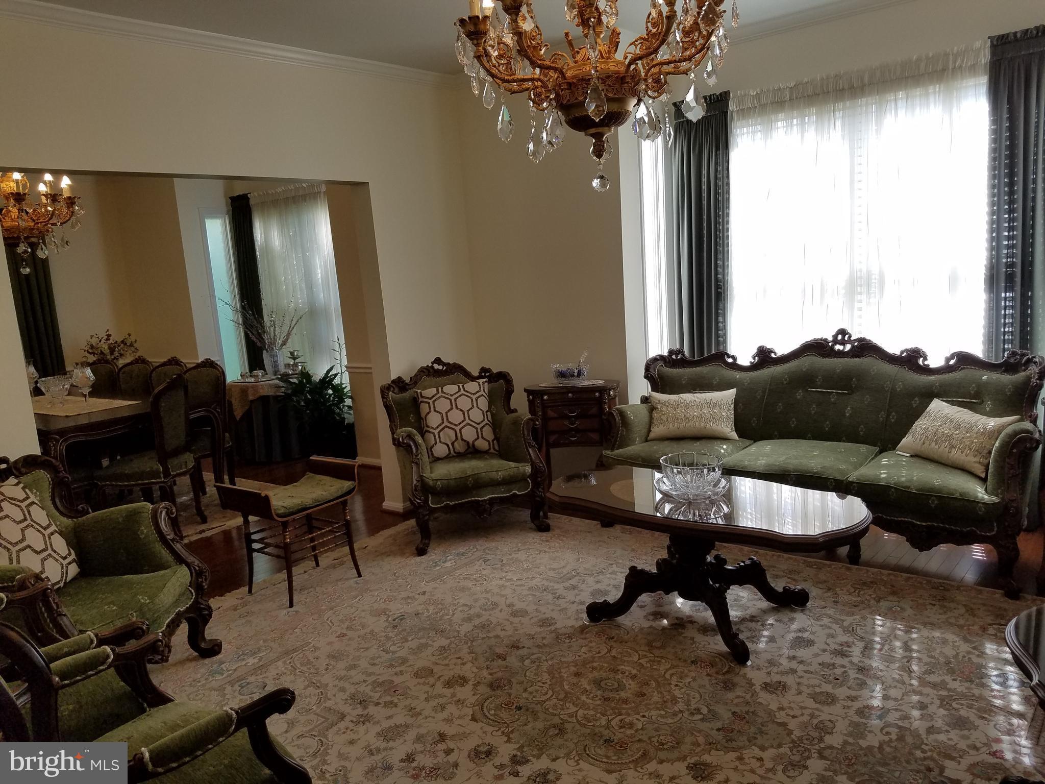 QUINCE ORCHARD ESTATES - Residential