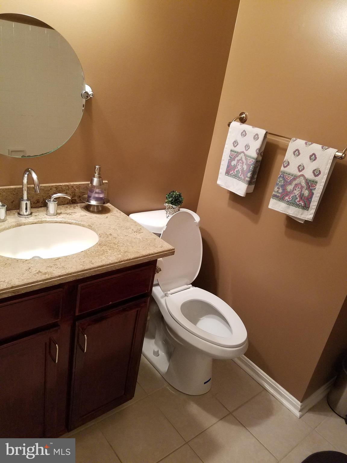 QUINCE ORCHARD ESTATES - Residential